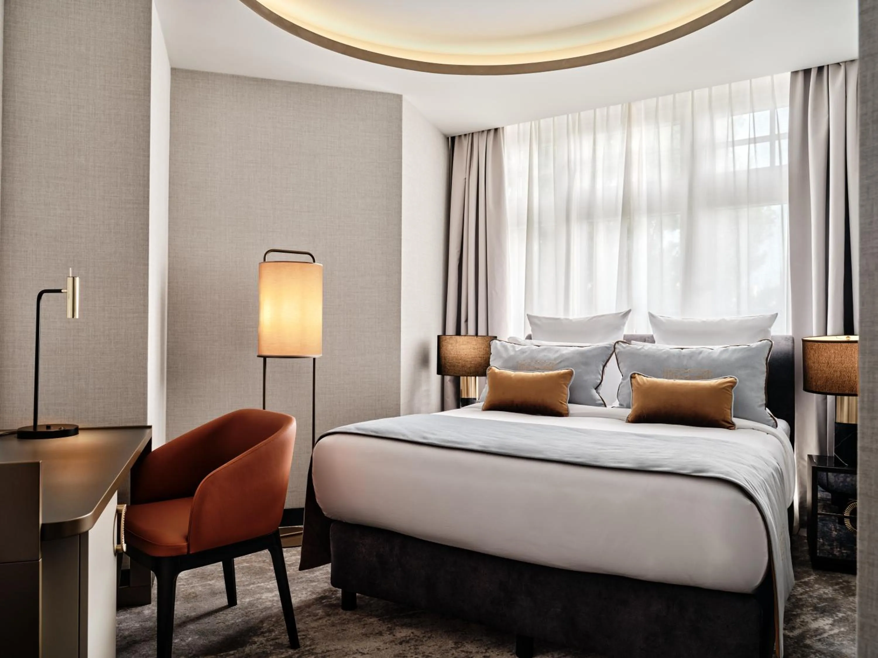 Bed in The Crown Krakow Center - Handwritten Collection ACCOR