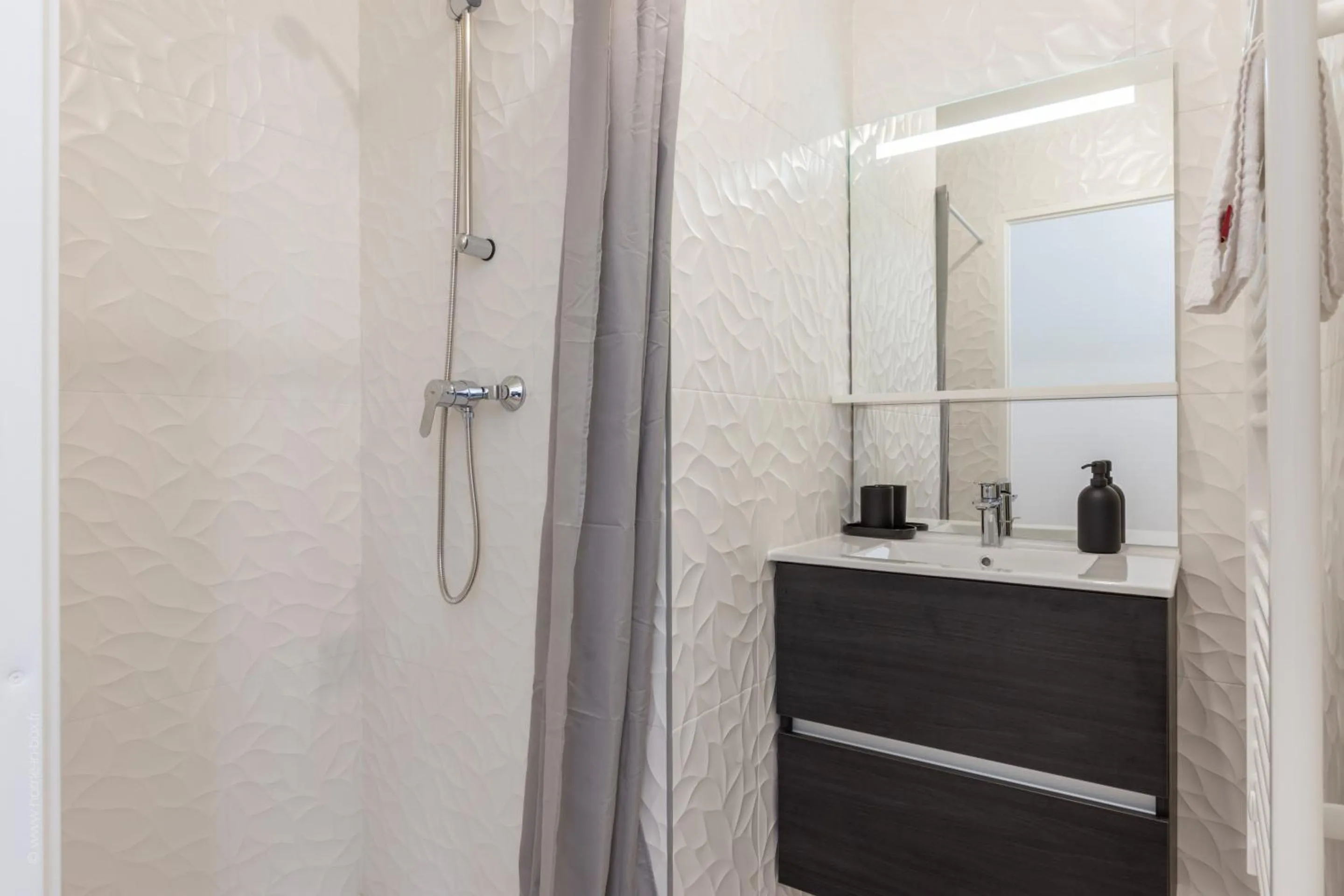 Bathroom in Full House By Plaza