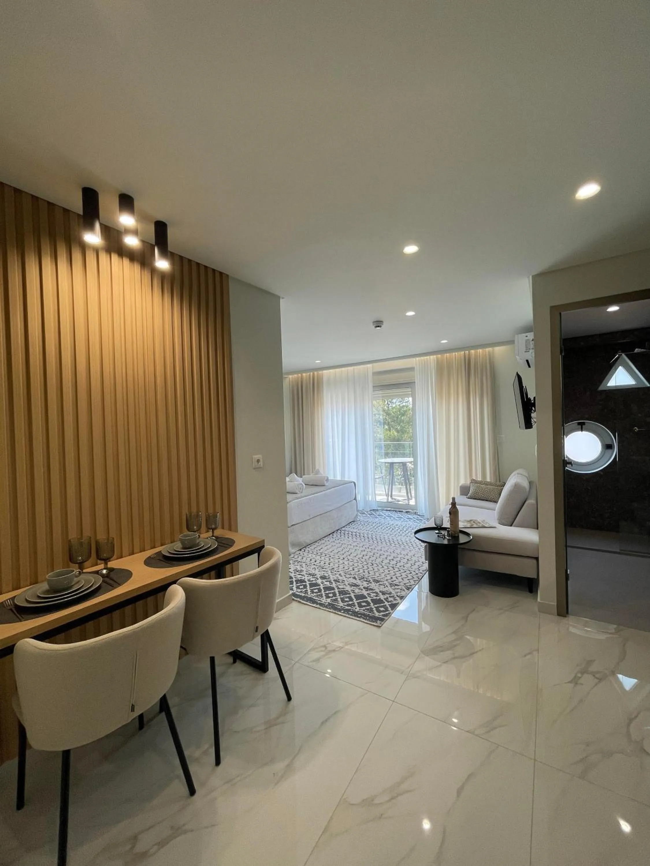 Photo of the whole room, Bed in URBAN SUITES ATHENS