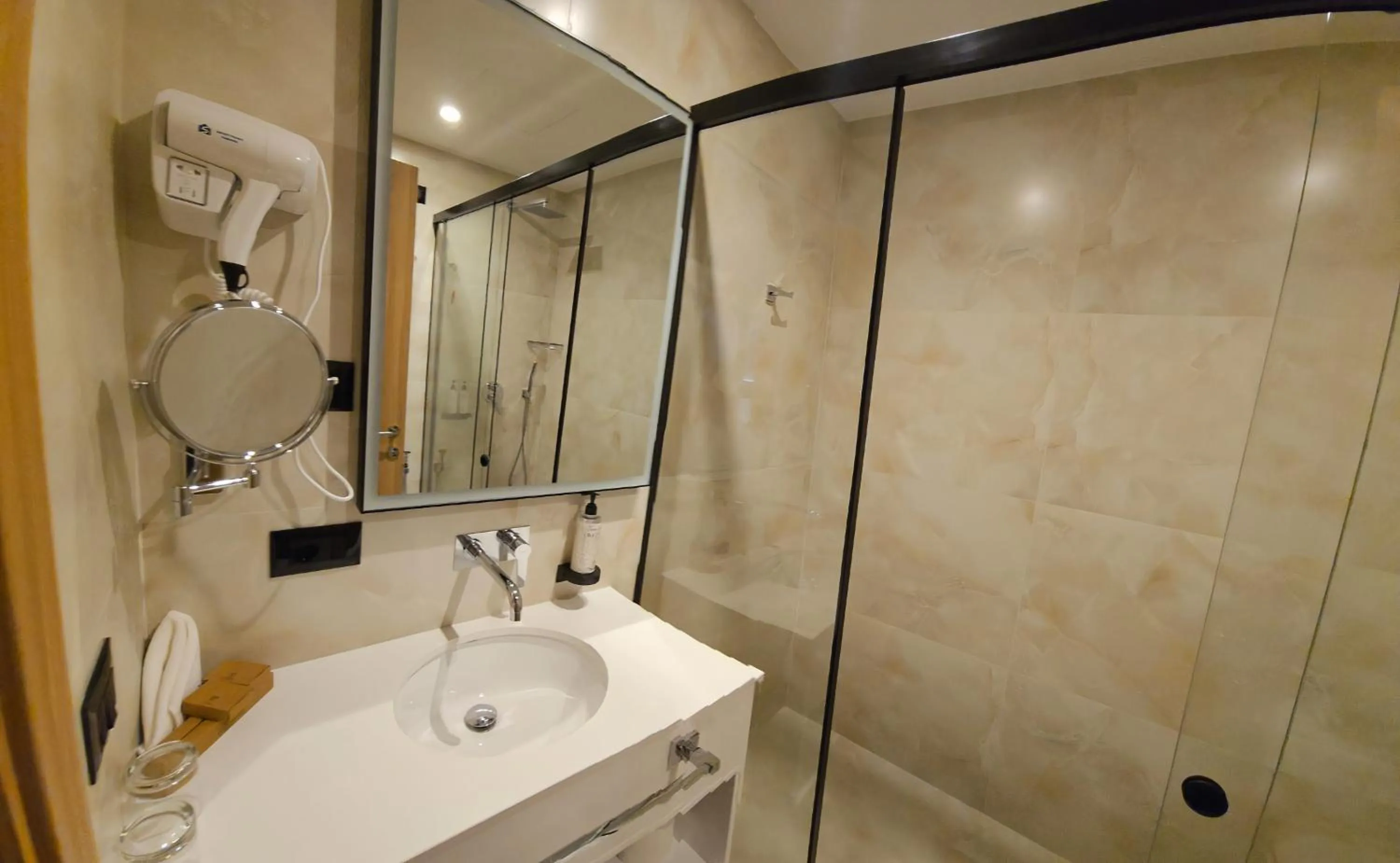 Bathroom in SIBB Hotel