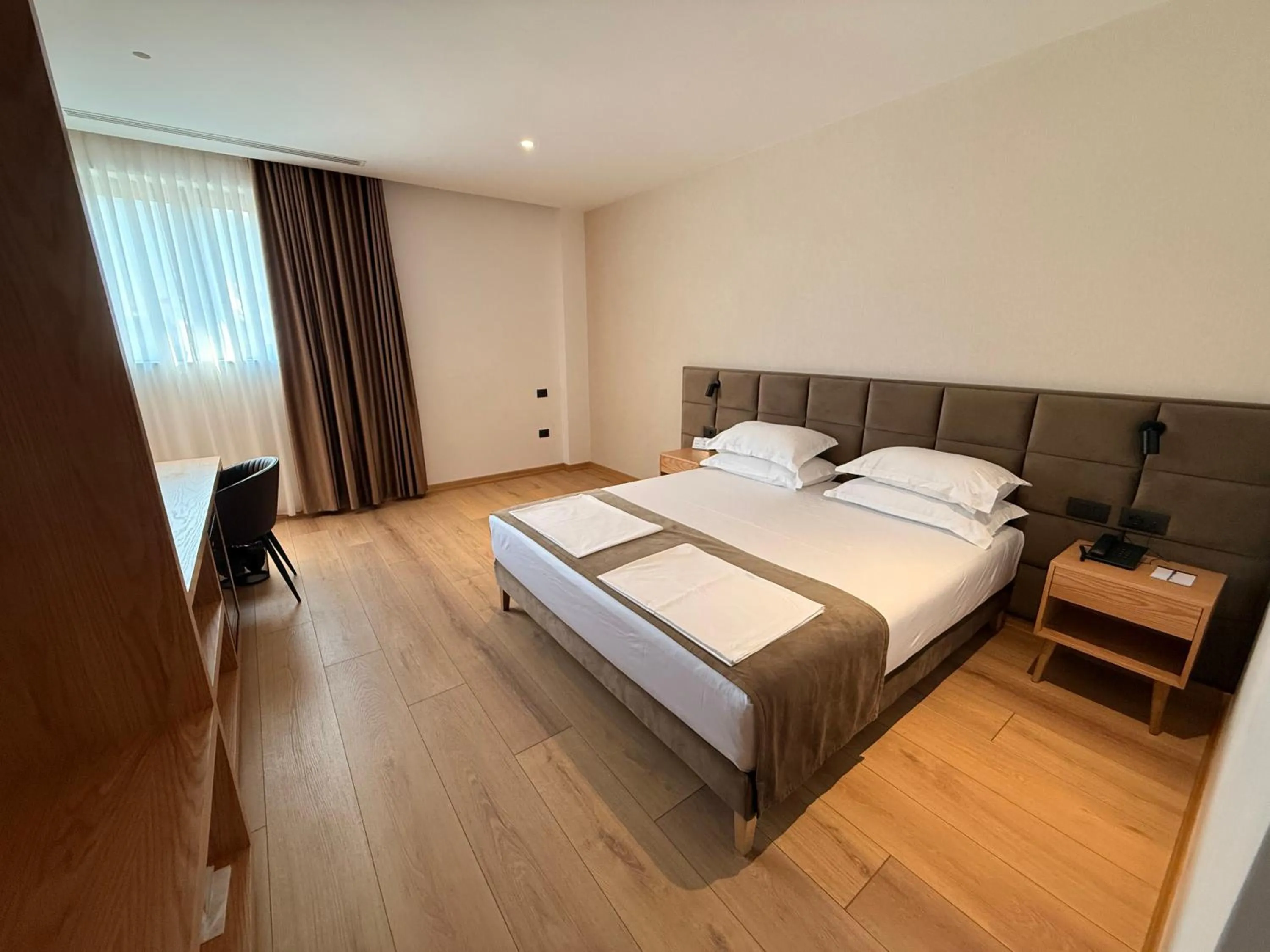 Bedroom, Bed in SIBB Hotel