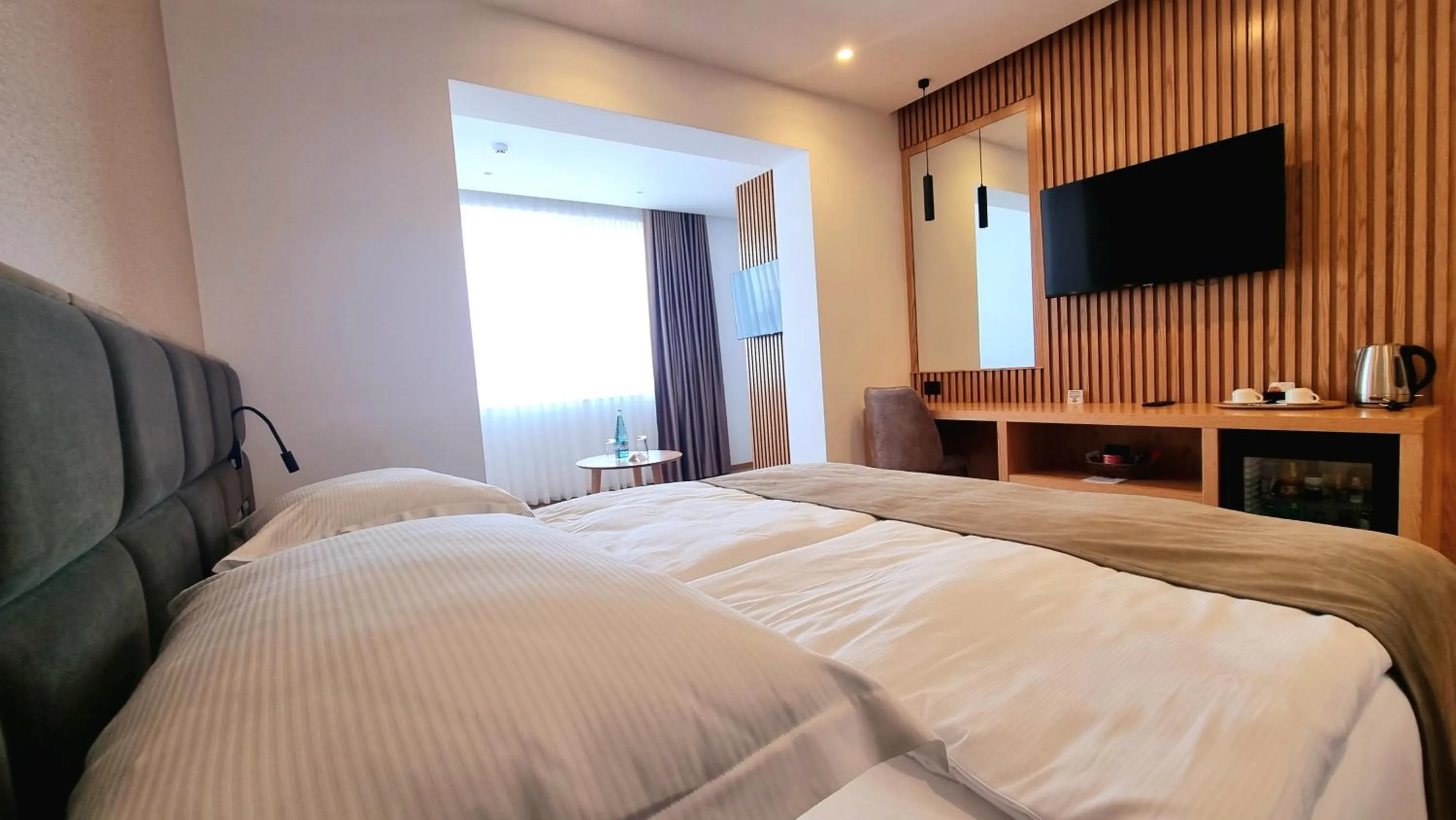 Photo of the whole room, Bed in SIBB Hotel