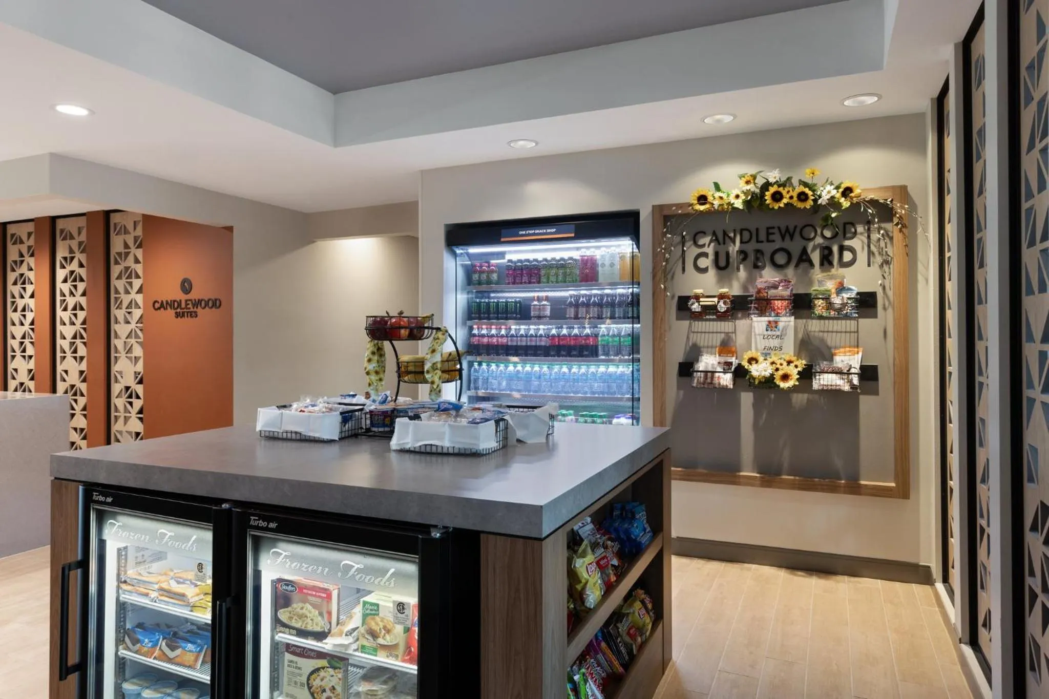 Restaurant/places to eat in Candlewood Suites McPherson by IHG