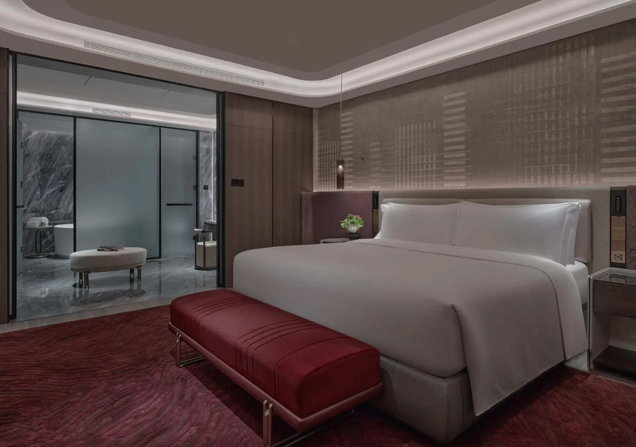 Photo of the whole room, Bed in InterContinental Shenzhen WECC by IHG