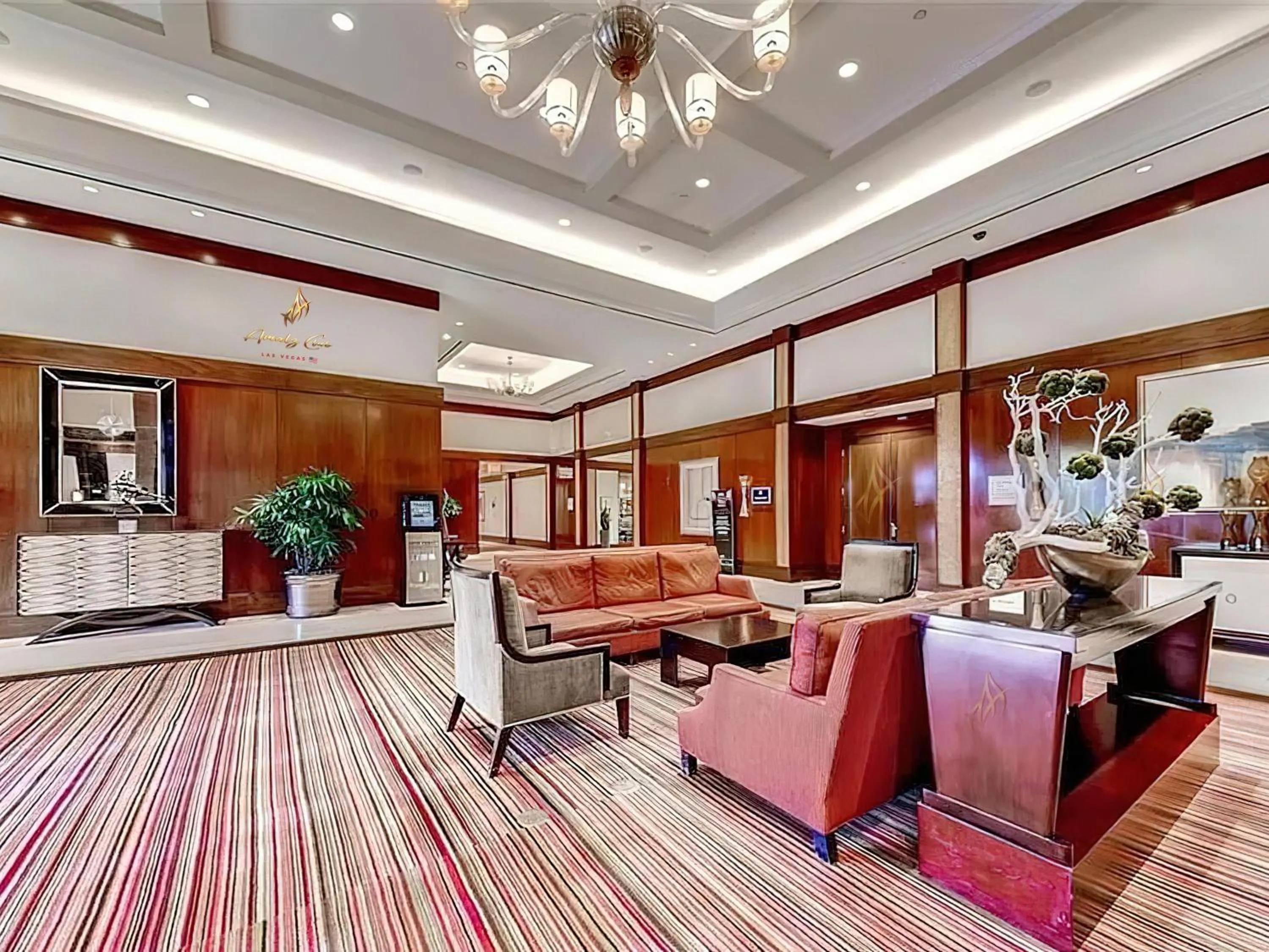 Lobby or reception in Amalz Suites Collection at MGM Signature !
