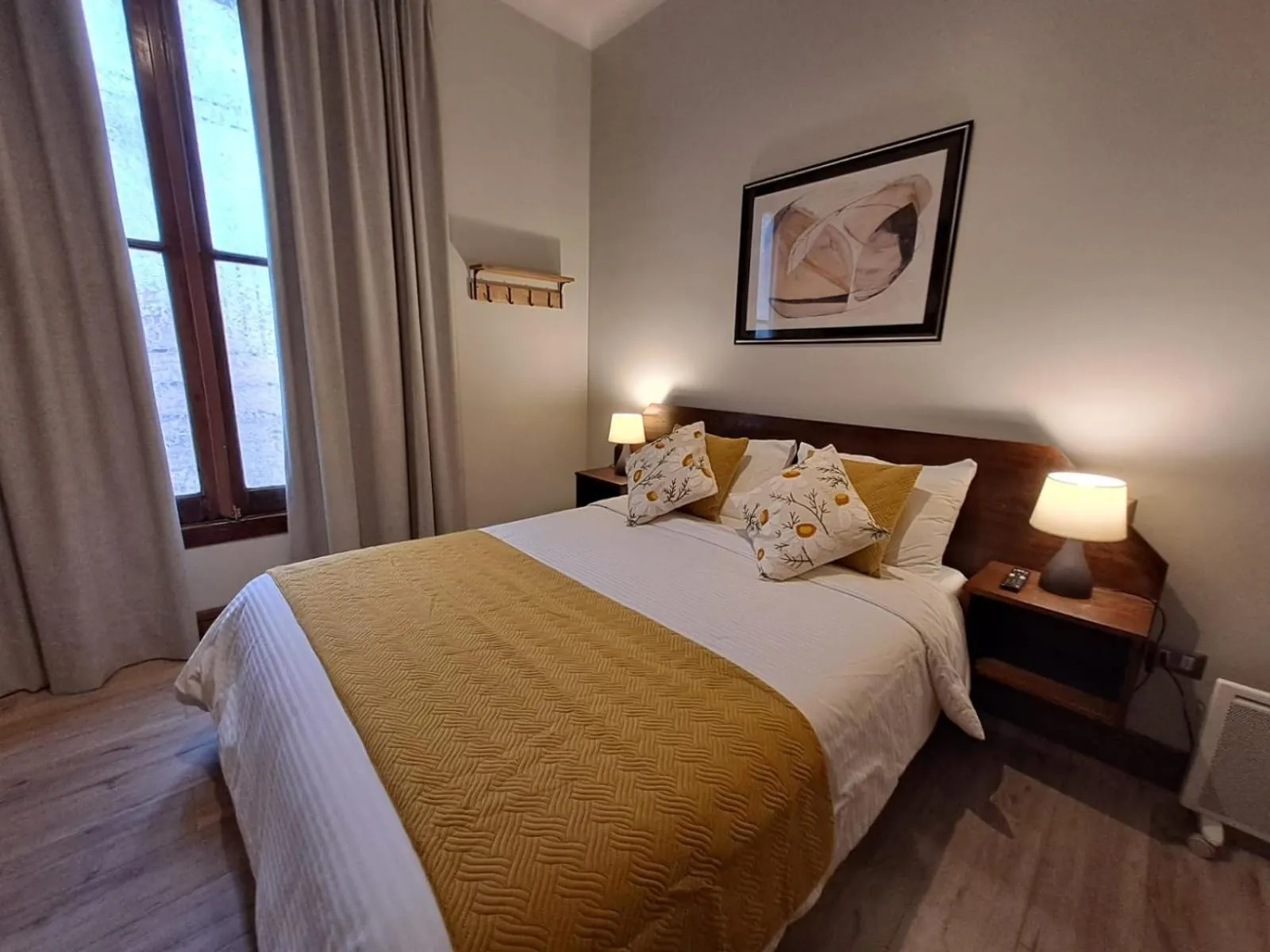 Bed in Hotel Casa Aure