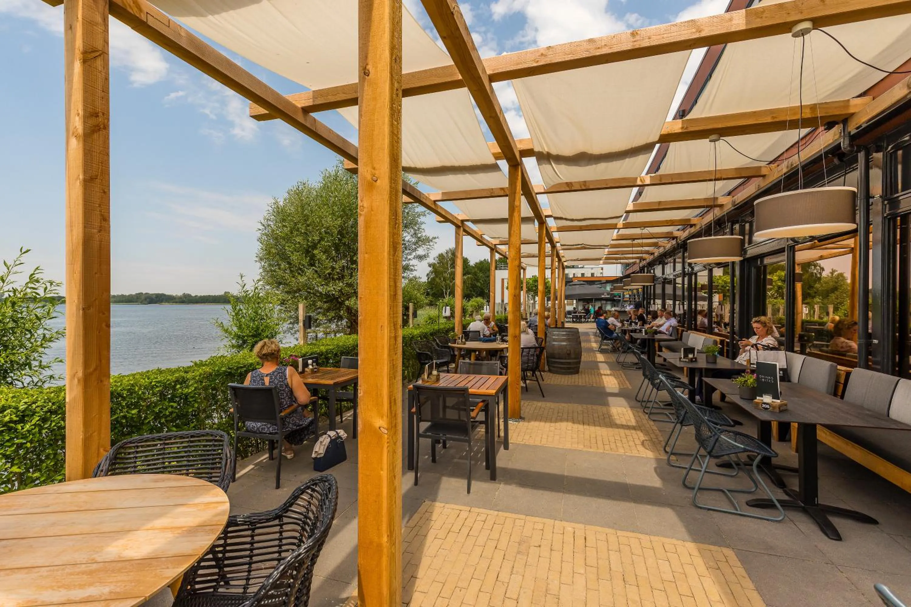 Patio in Postillion Amersfoort Veluwemeer