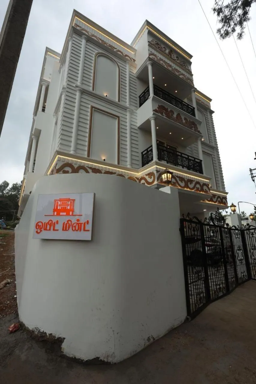 Property building in White Mint