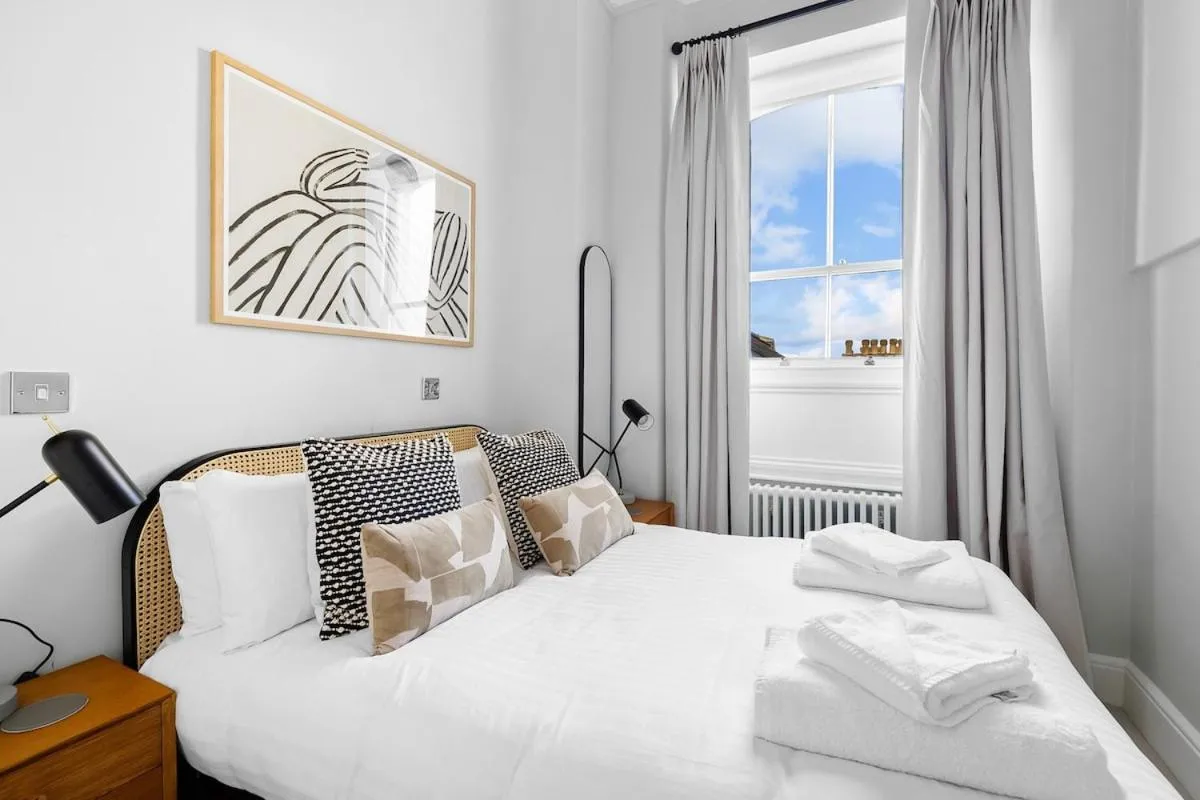 Other, Bed in Sancroft by Pureserviced