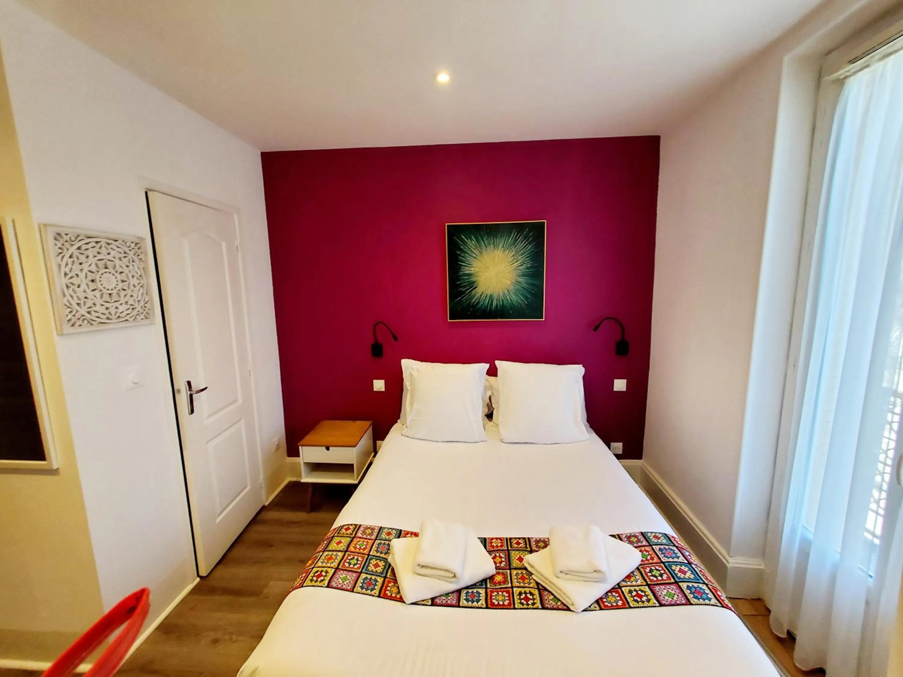 Photo of the whole room, Bed in Logis Hôtel Belle Etoile Vichy