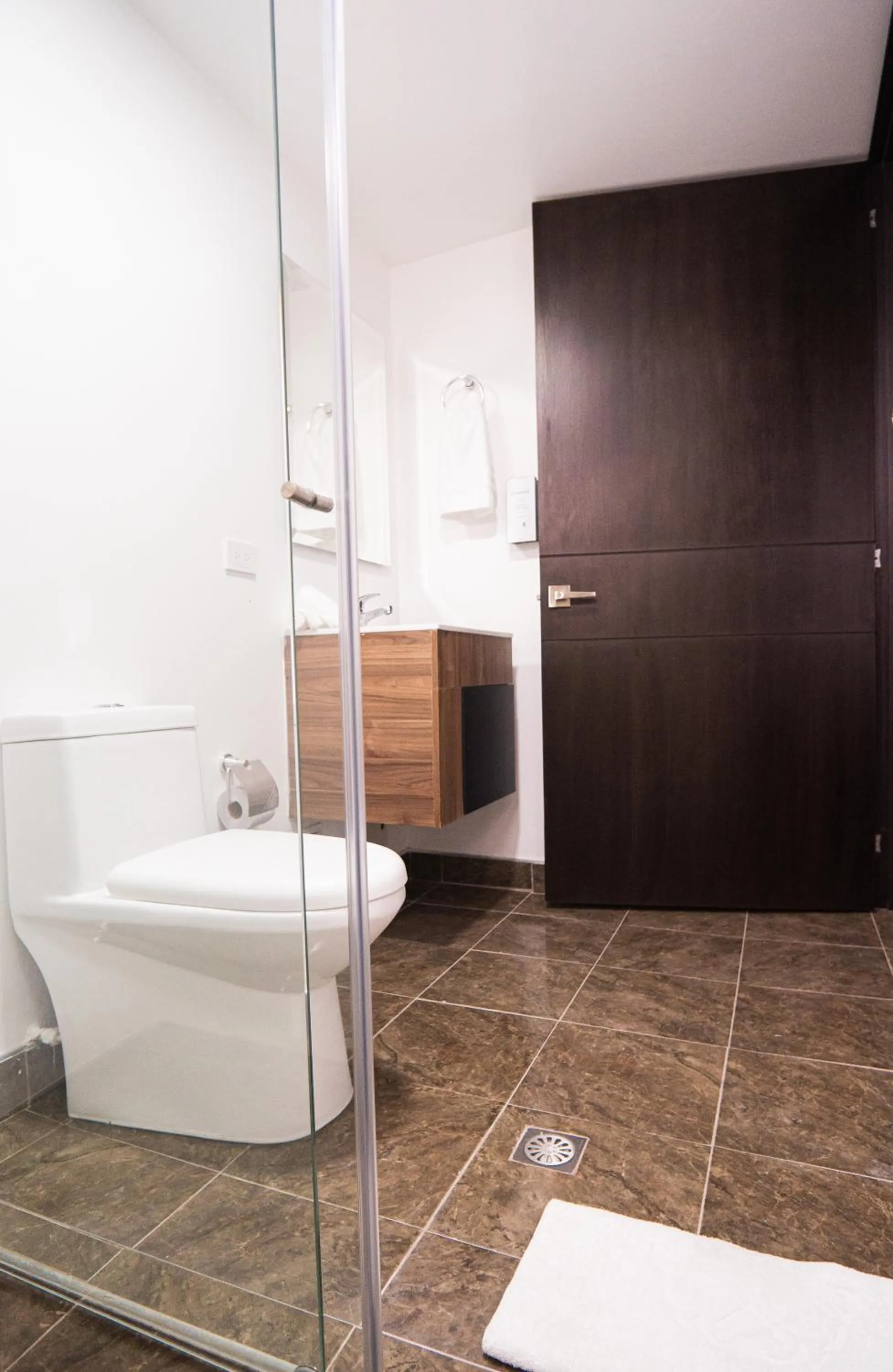 Bathroom in Hotel Arisha Cali