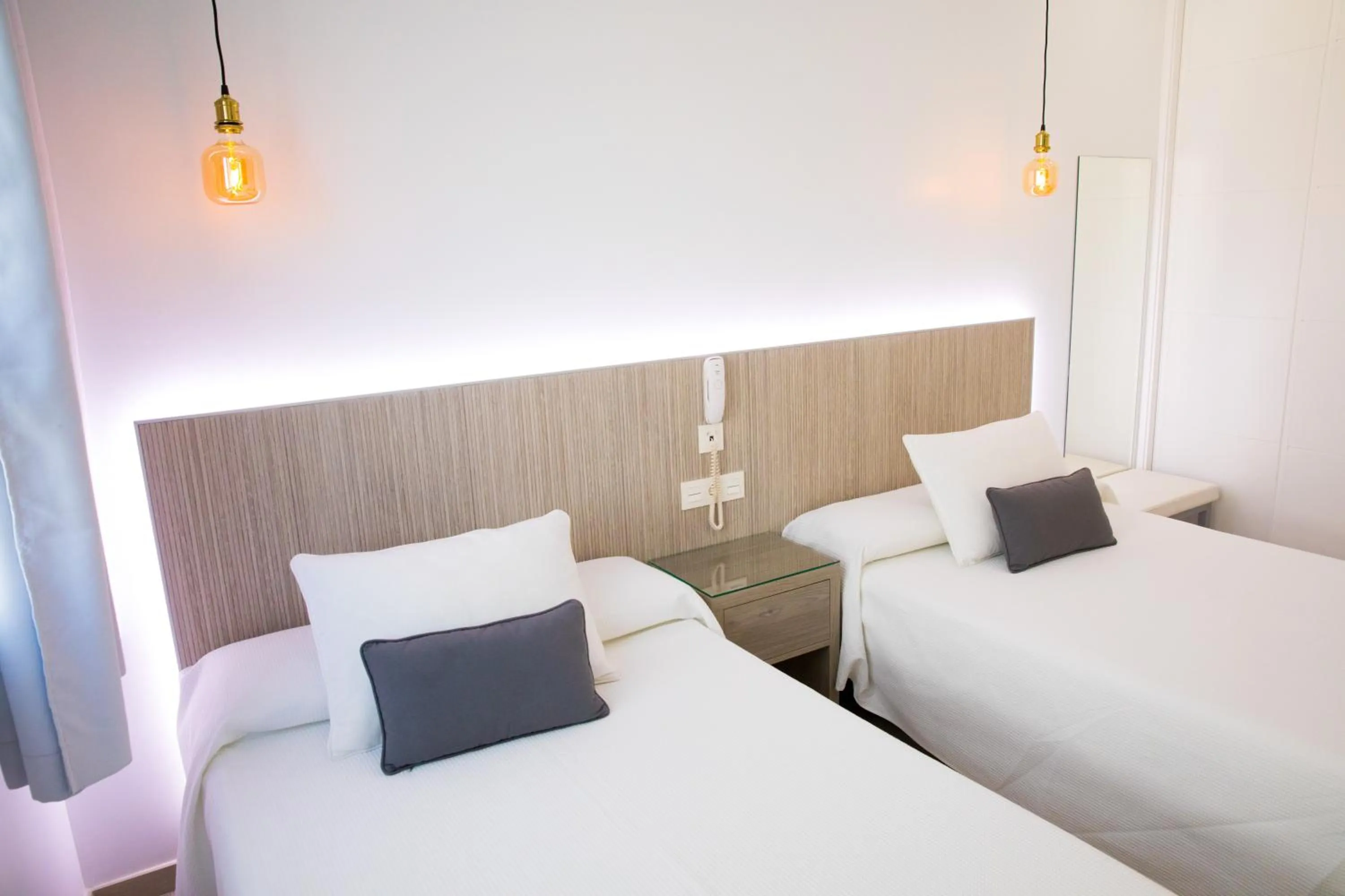 Photo of the whole room, Bed in Apartahotel Énfasis-Group