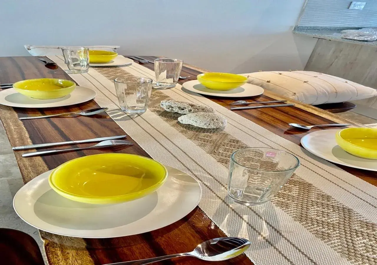 Two-Bedroom Apartment in Departamento Xhelin Maya, exclusivo en Playa del Carmen, Quintana Roo Two-Bedroom Apartment in Departamento Xhelin Maya, exclusivo en Playa del Carmen, Quintana Roo