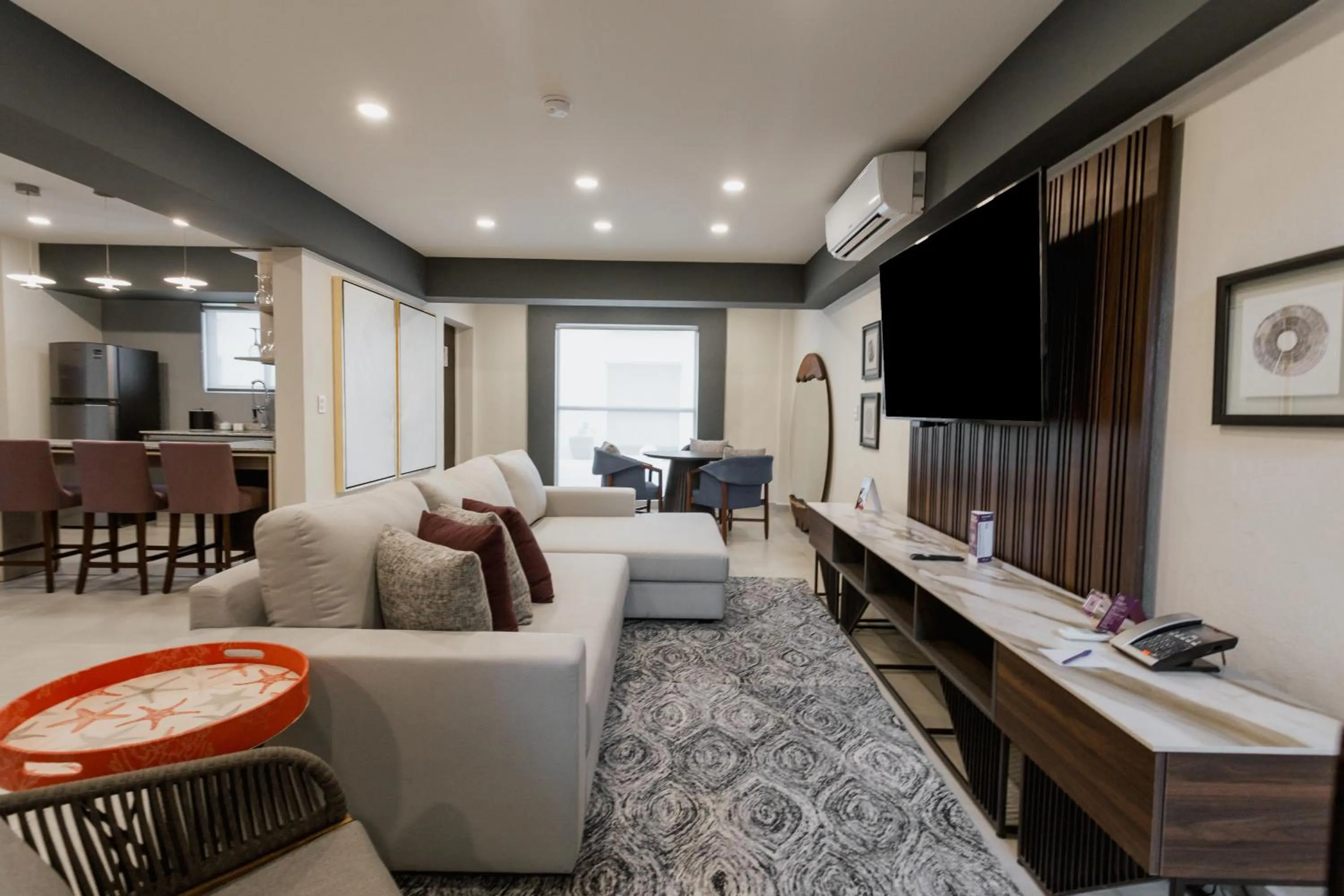 Living room in HS HOTSSON Acapulco Villas