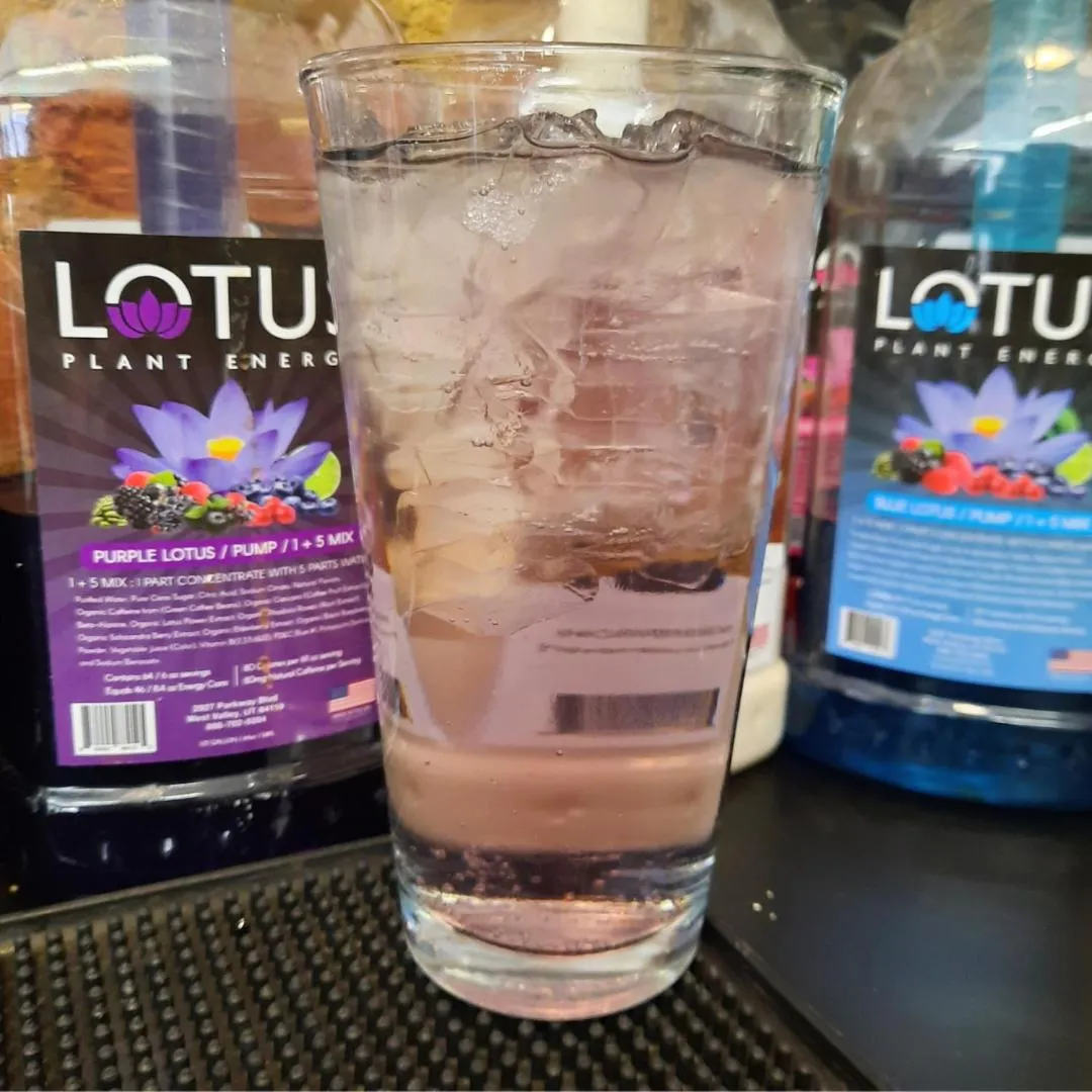 Restaurant/places to eat in Goldfinch Suites