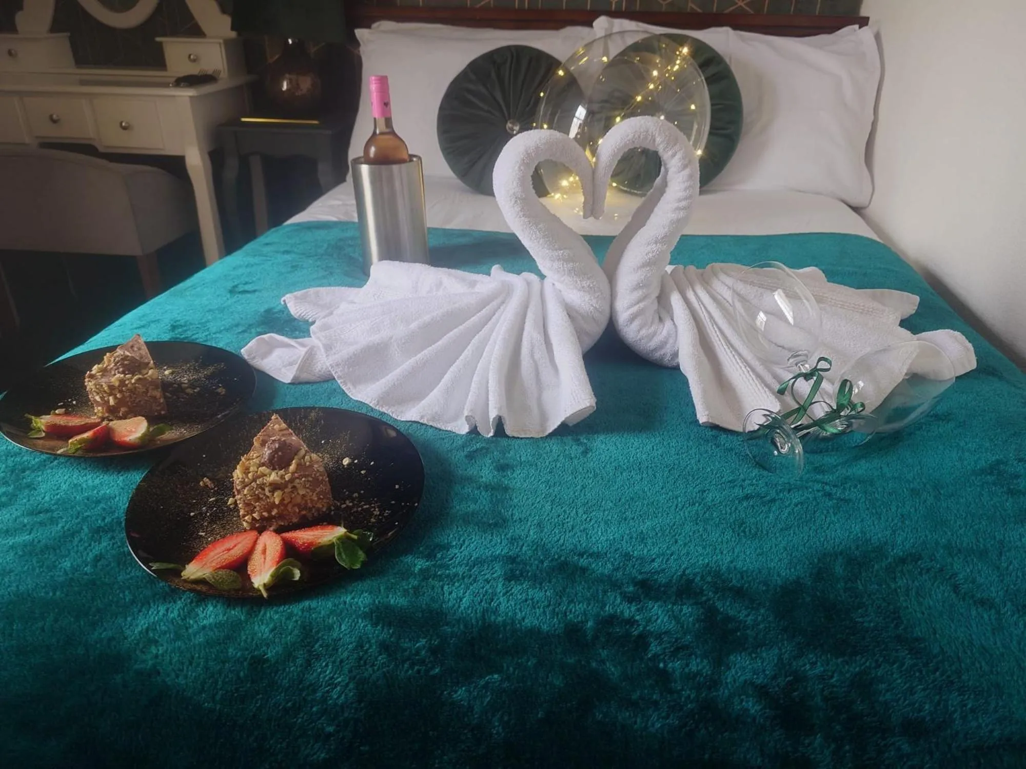 Bed in Harriette's Guest House