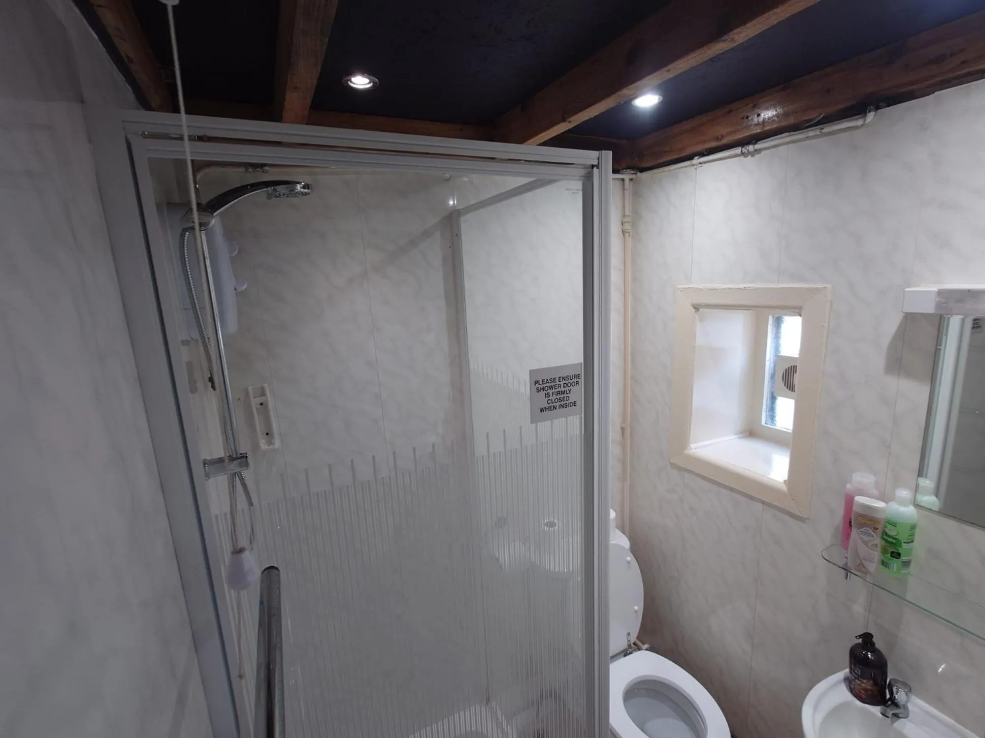 Shower in Harriette's Guest House