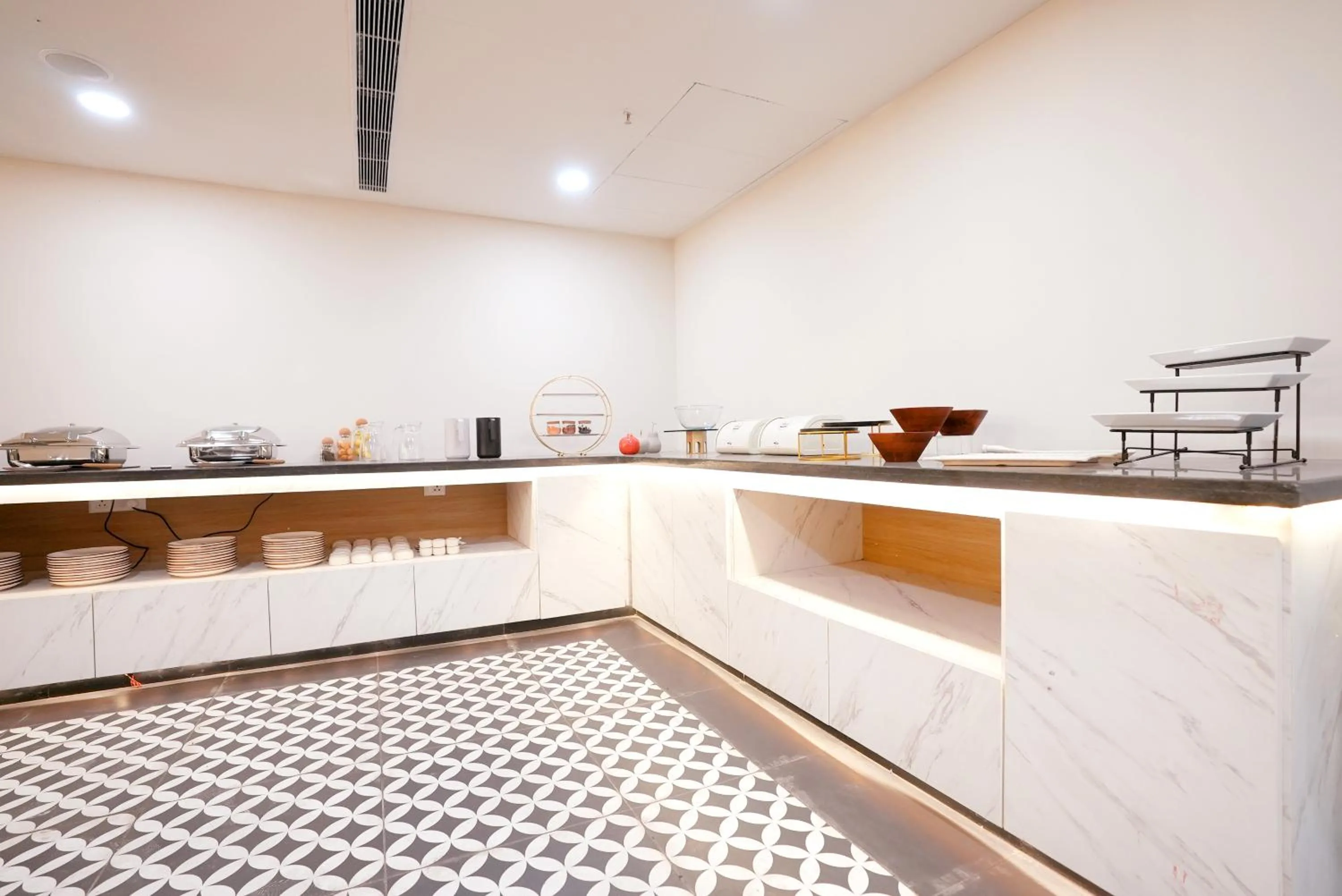 Property building in Hotel Limon & Banquet Sector 29, Gurgaon