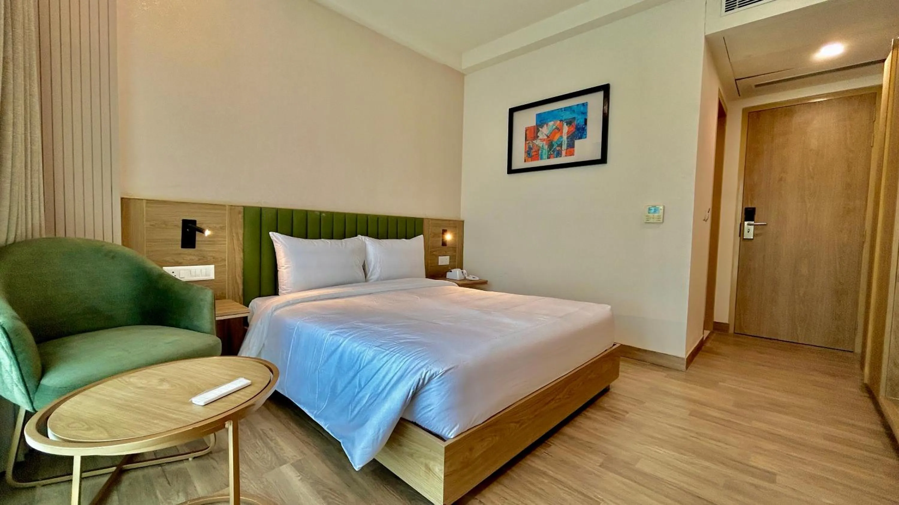 Bed in Hotel Limon & Banquet Sector 29, Gurgaon