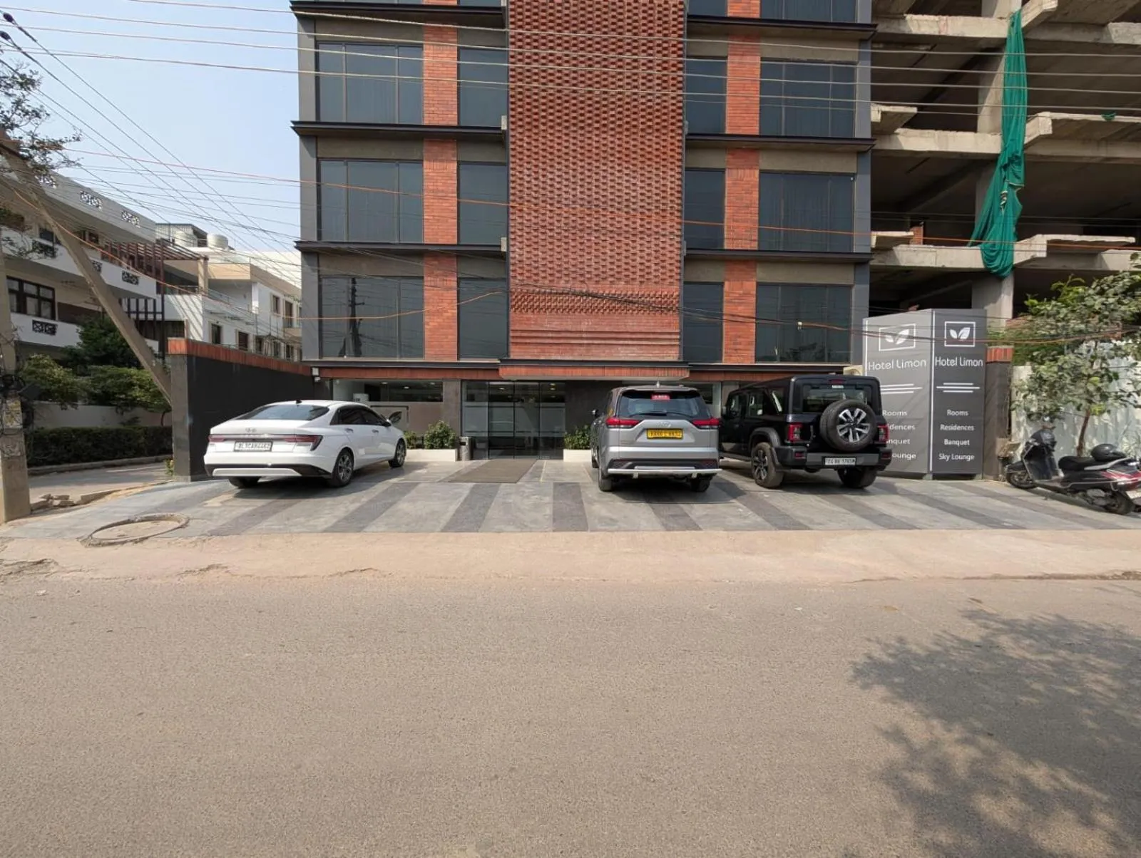 Property building in Hotel Limon & Banquet Sector 29, Gurgaon