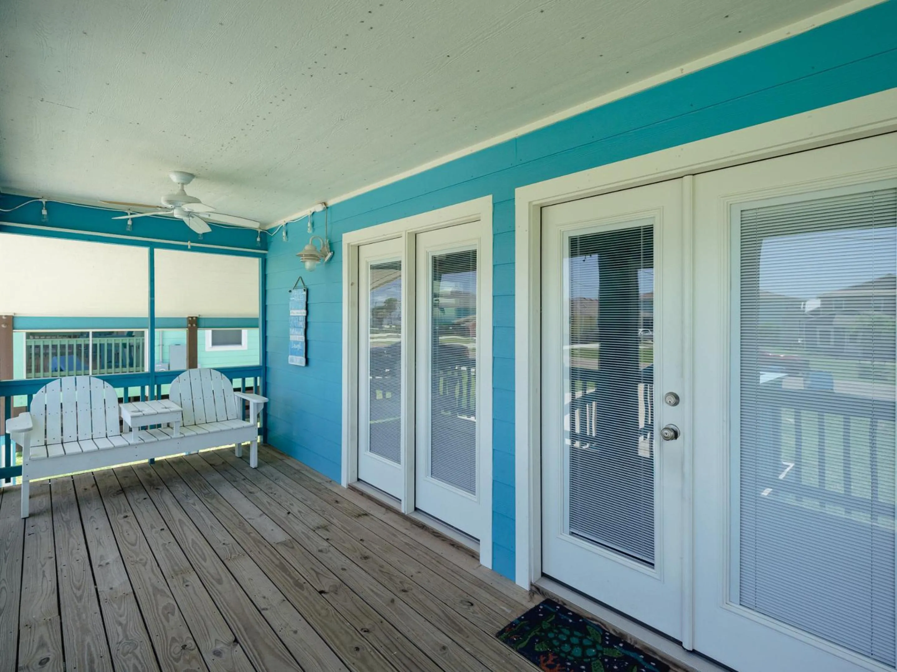 Property building, Bed in Turtles Nest