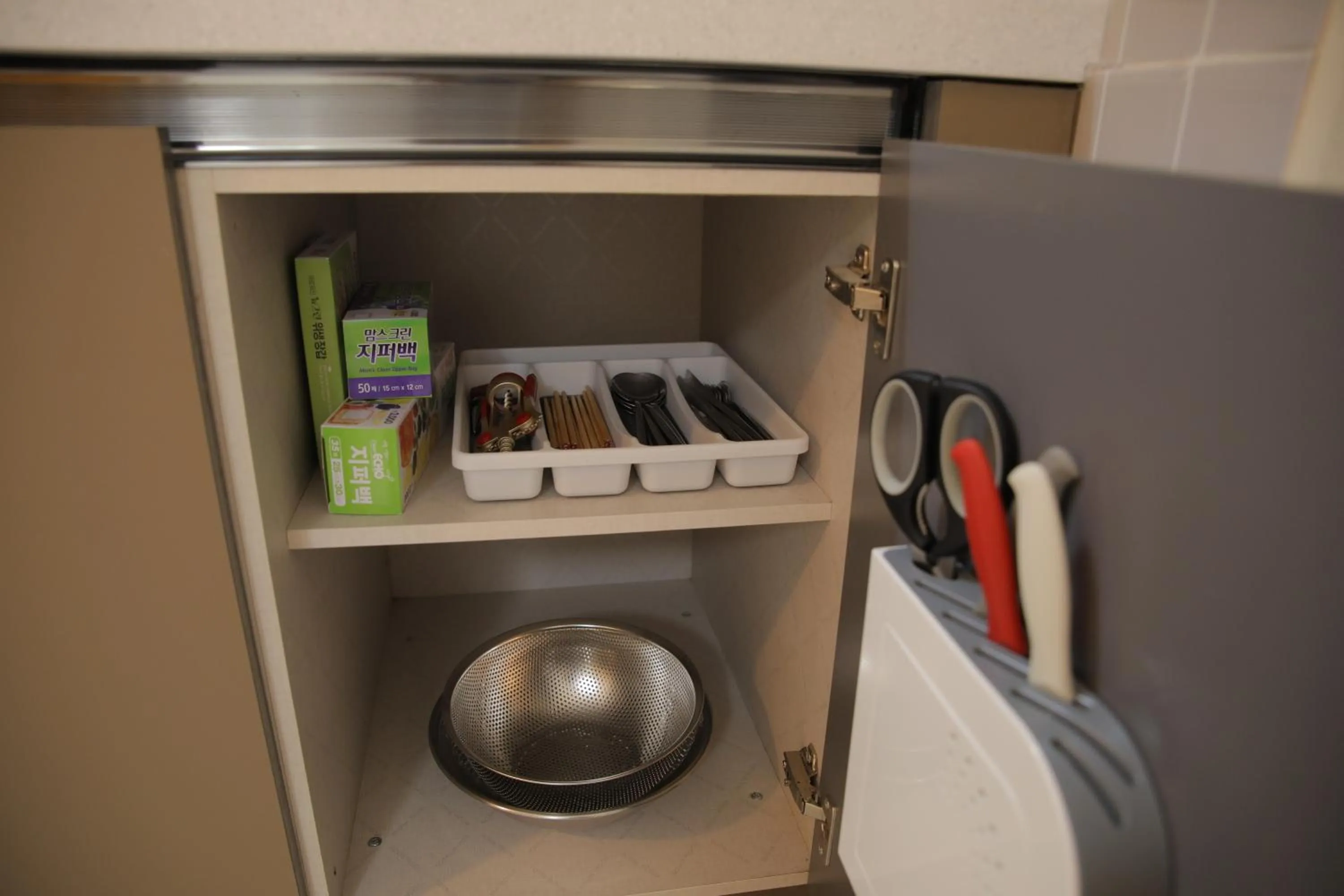 Kitchen or kitchenette in Slow Vibe Myeongdong