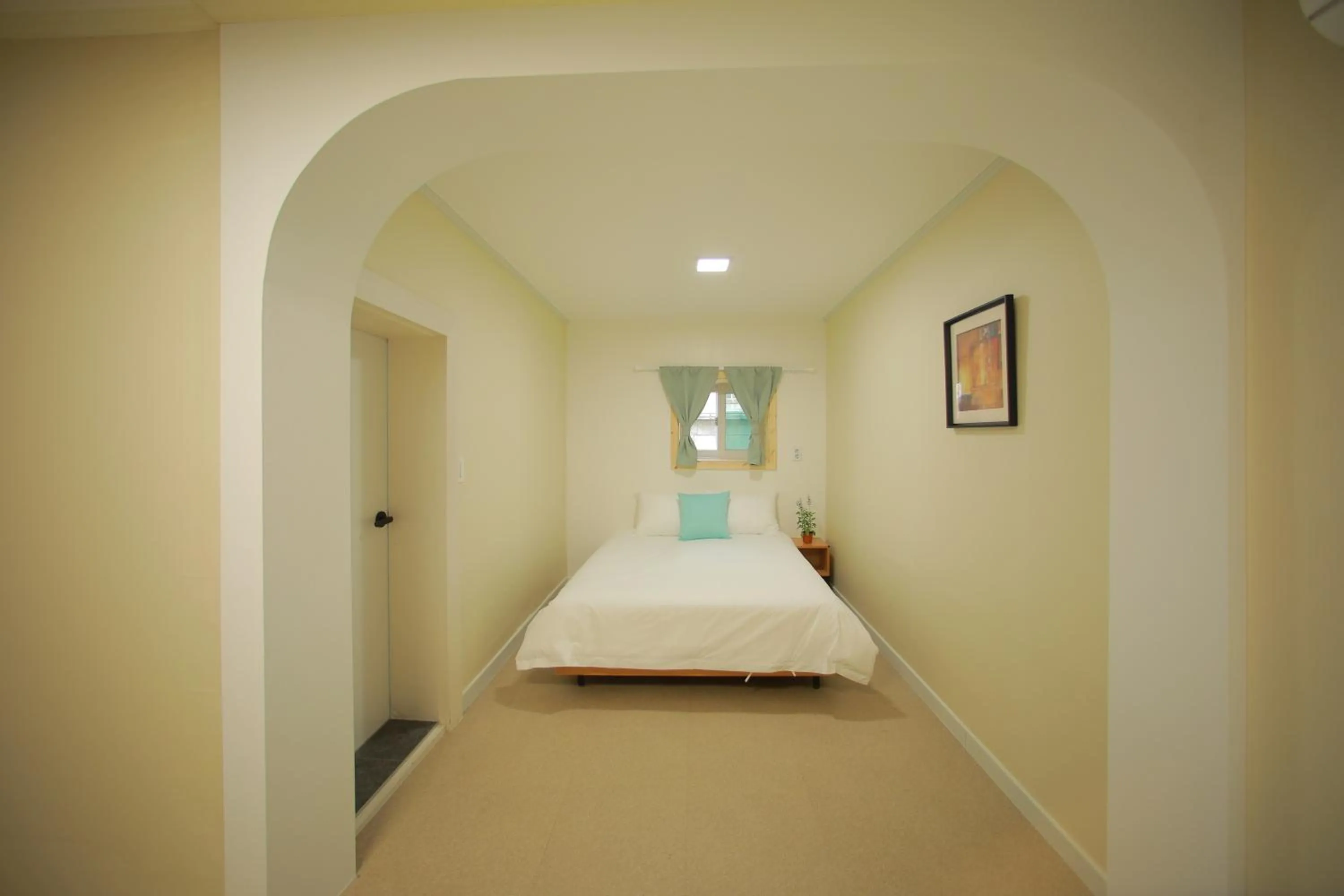 Bed in Slow Vibe Myeongdong