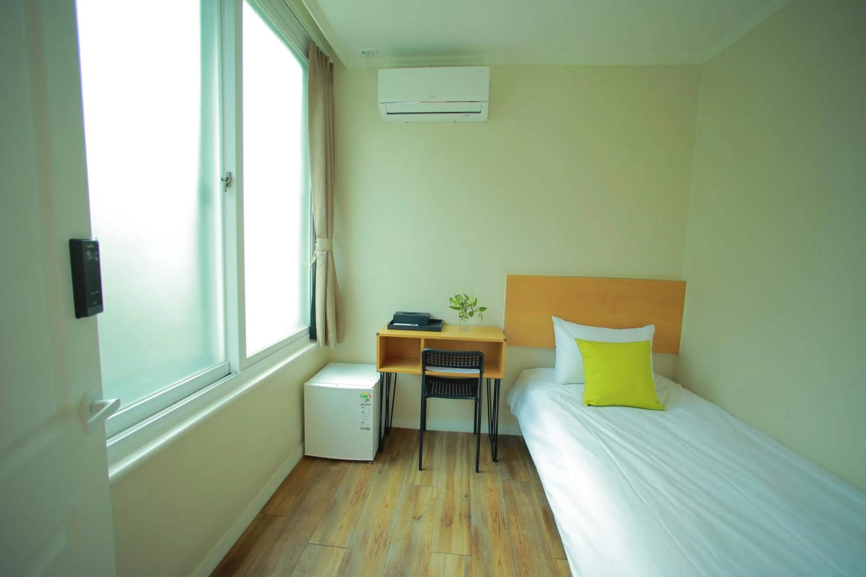 Bed in Slow Vibe Myeongdong