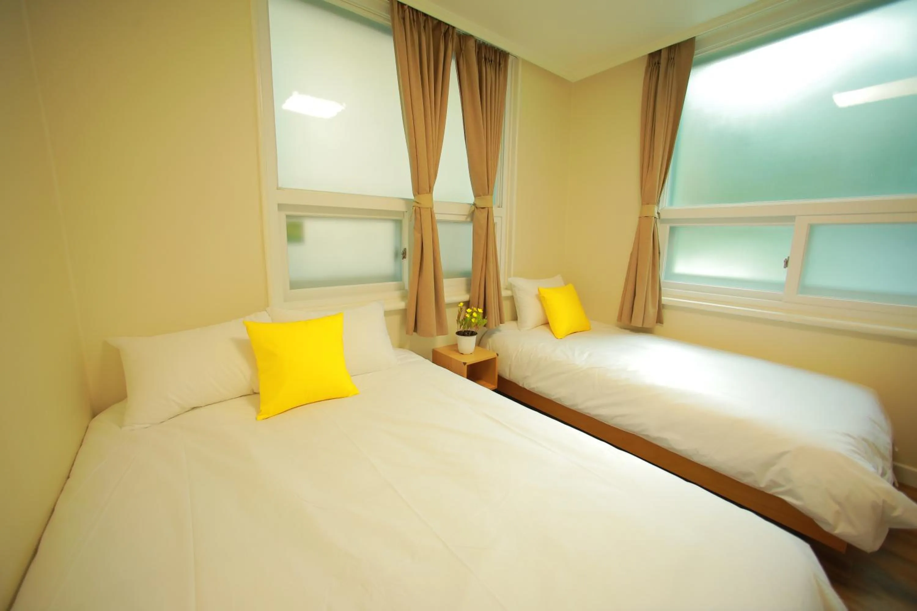 Bed in Slow Vibe Myeongdong