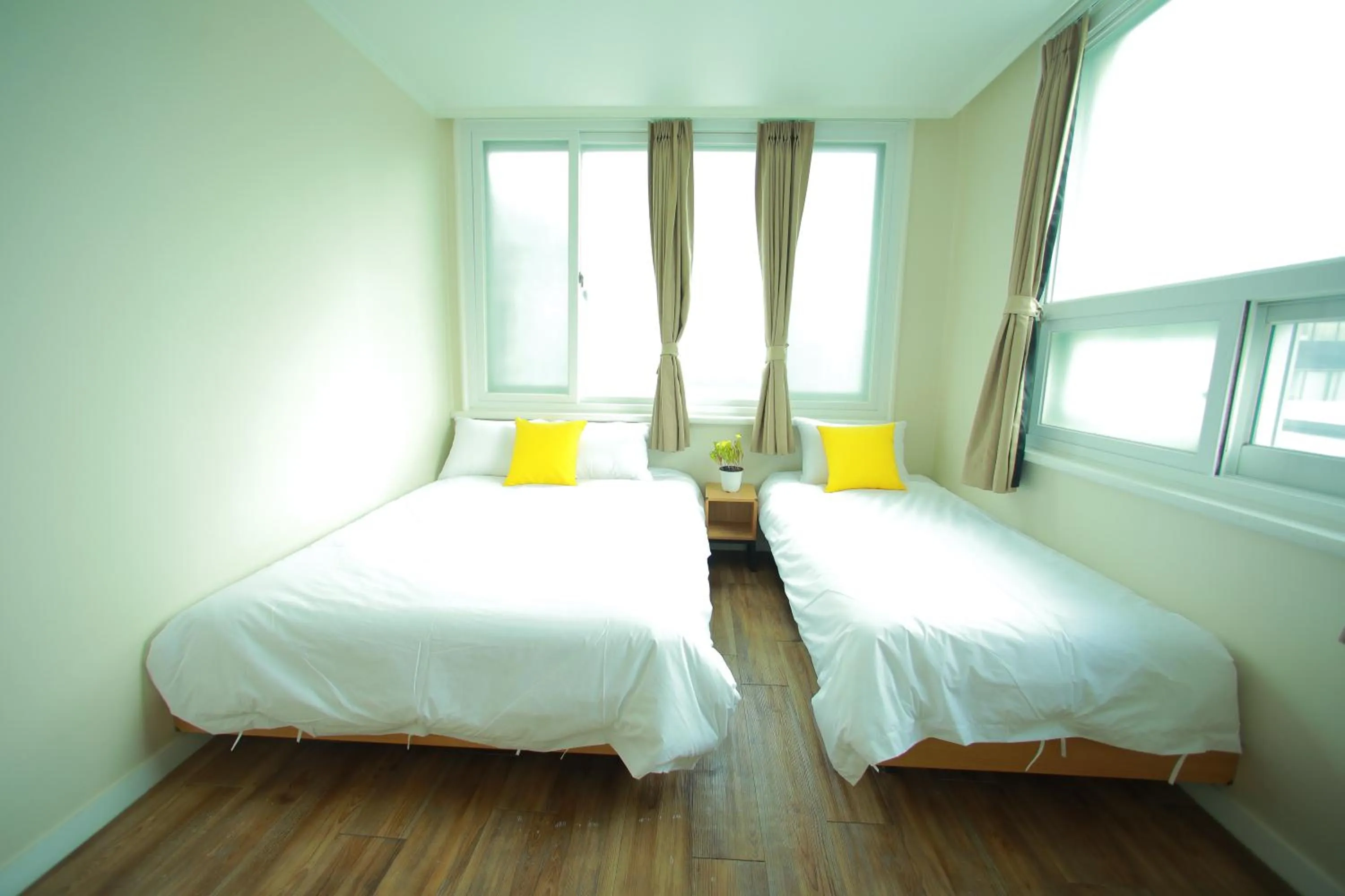 Bed in Slow Vibe Myeongdong