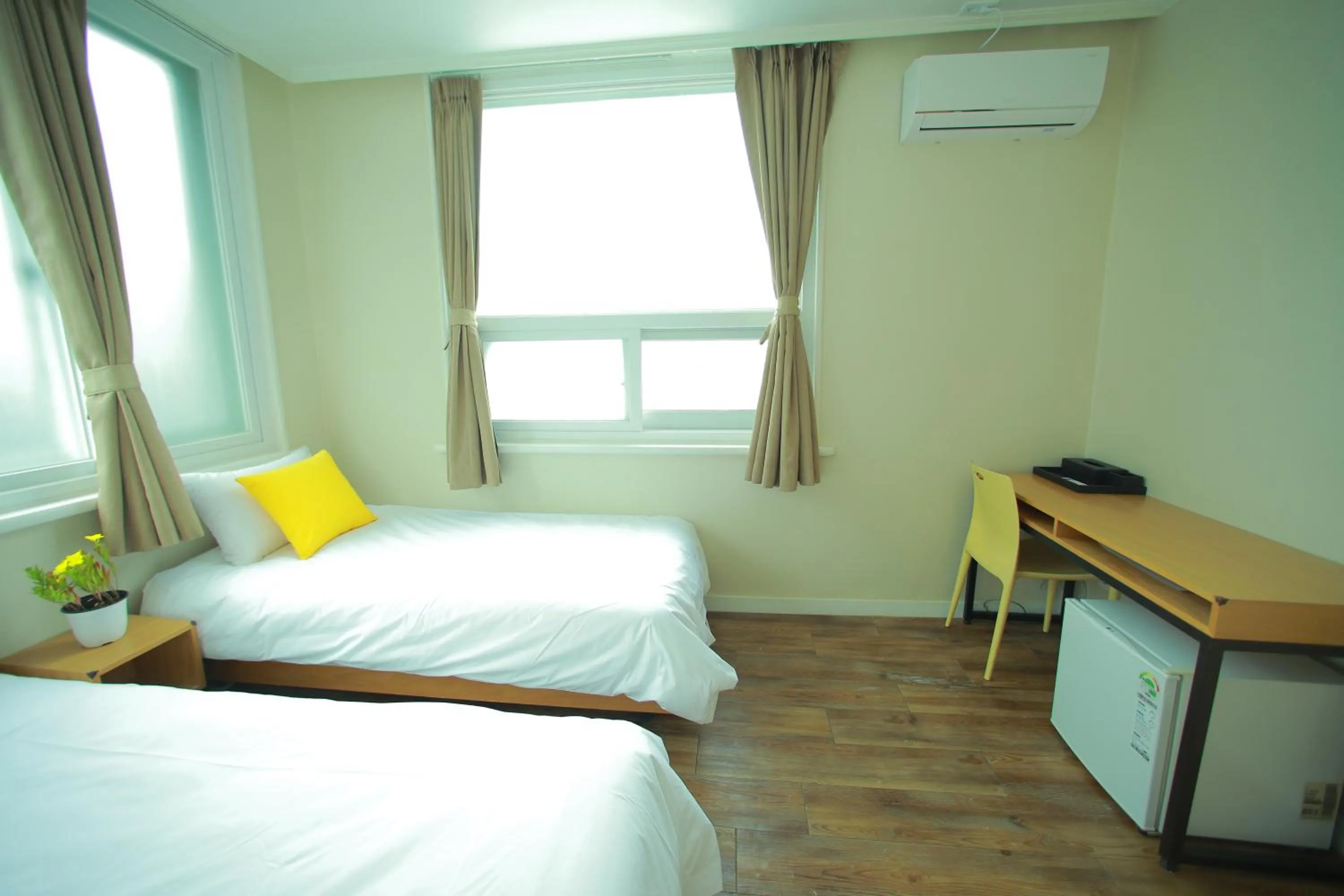 Bed in Slow Vibe Myeongdong