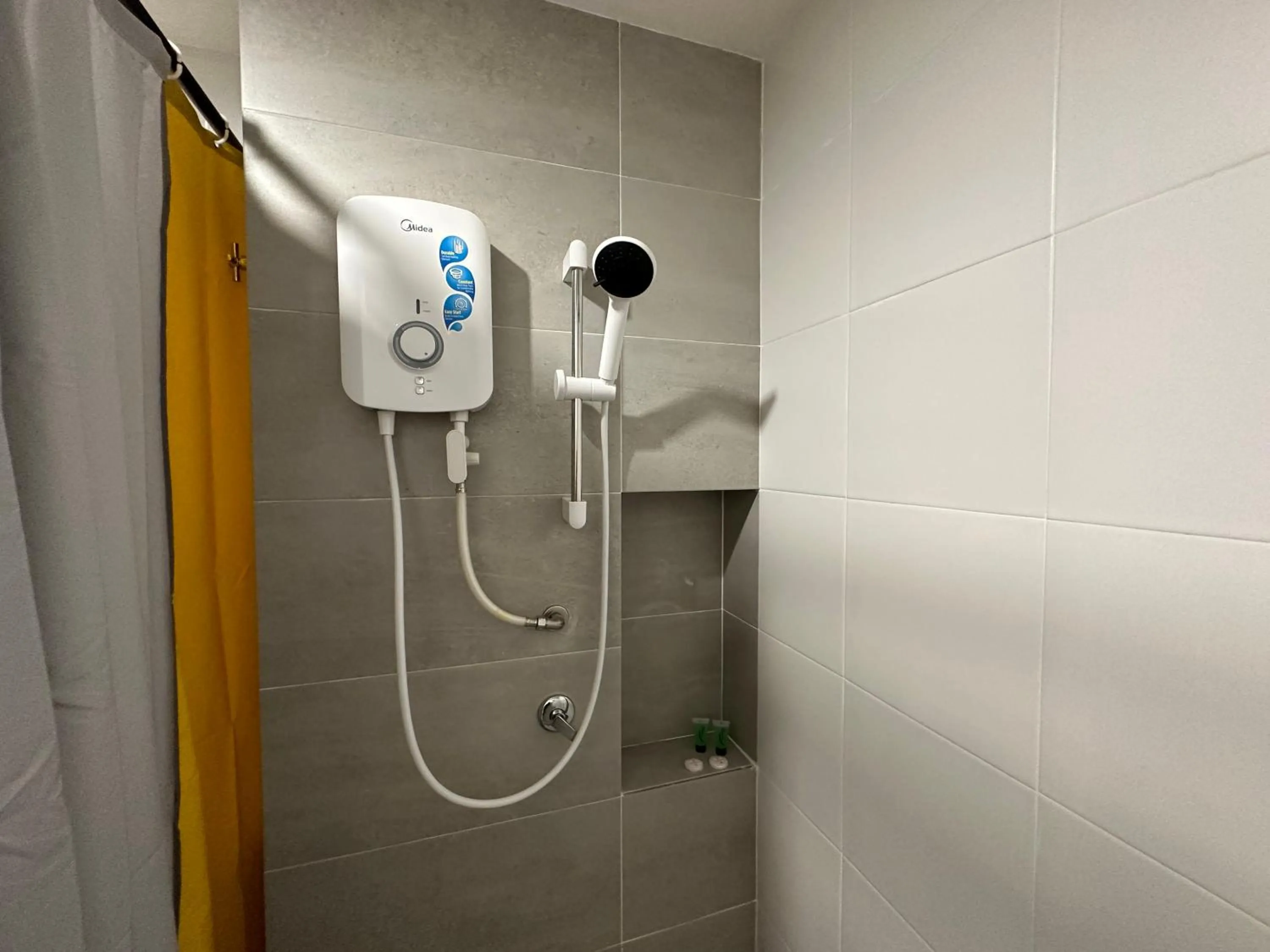 Shower in A1 Hotel Sungai Petani