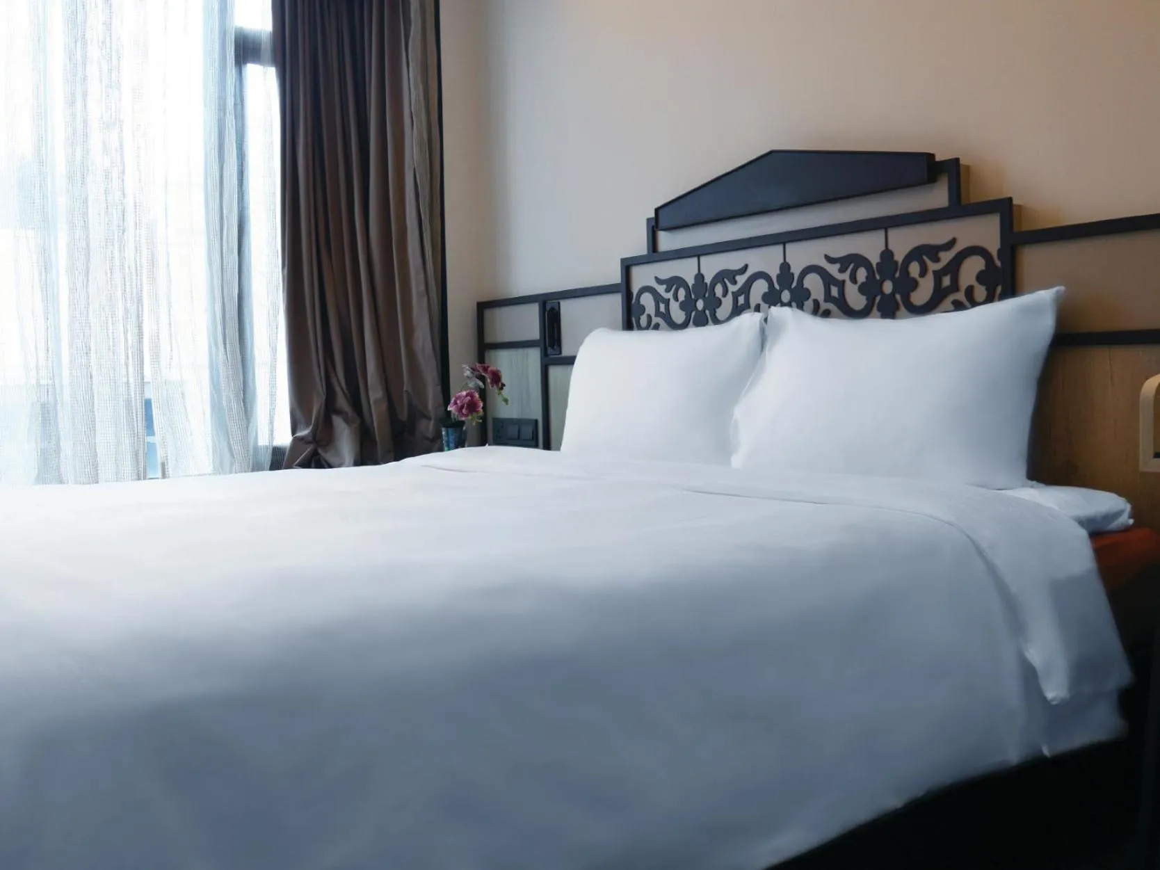 Bed in Aqueen Prestige Hotel Lavender