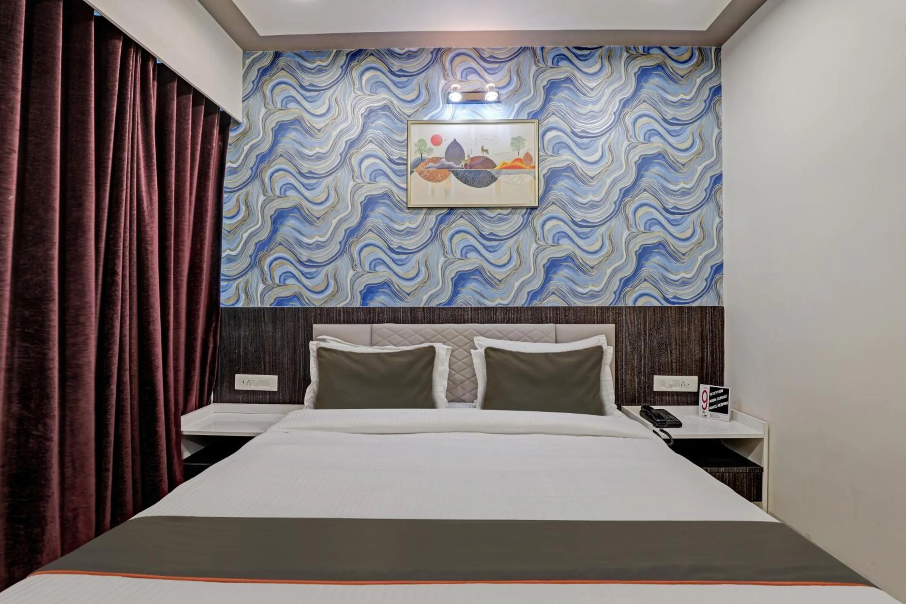 Bedroom in Collection O Alpha One