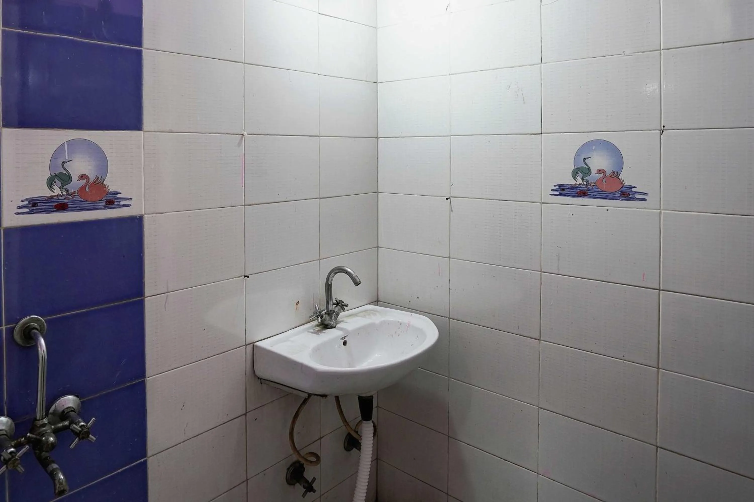 Bathroom in Super Hotel O Khanna's Hotel