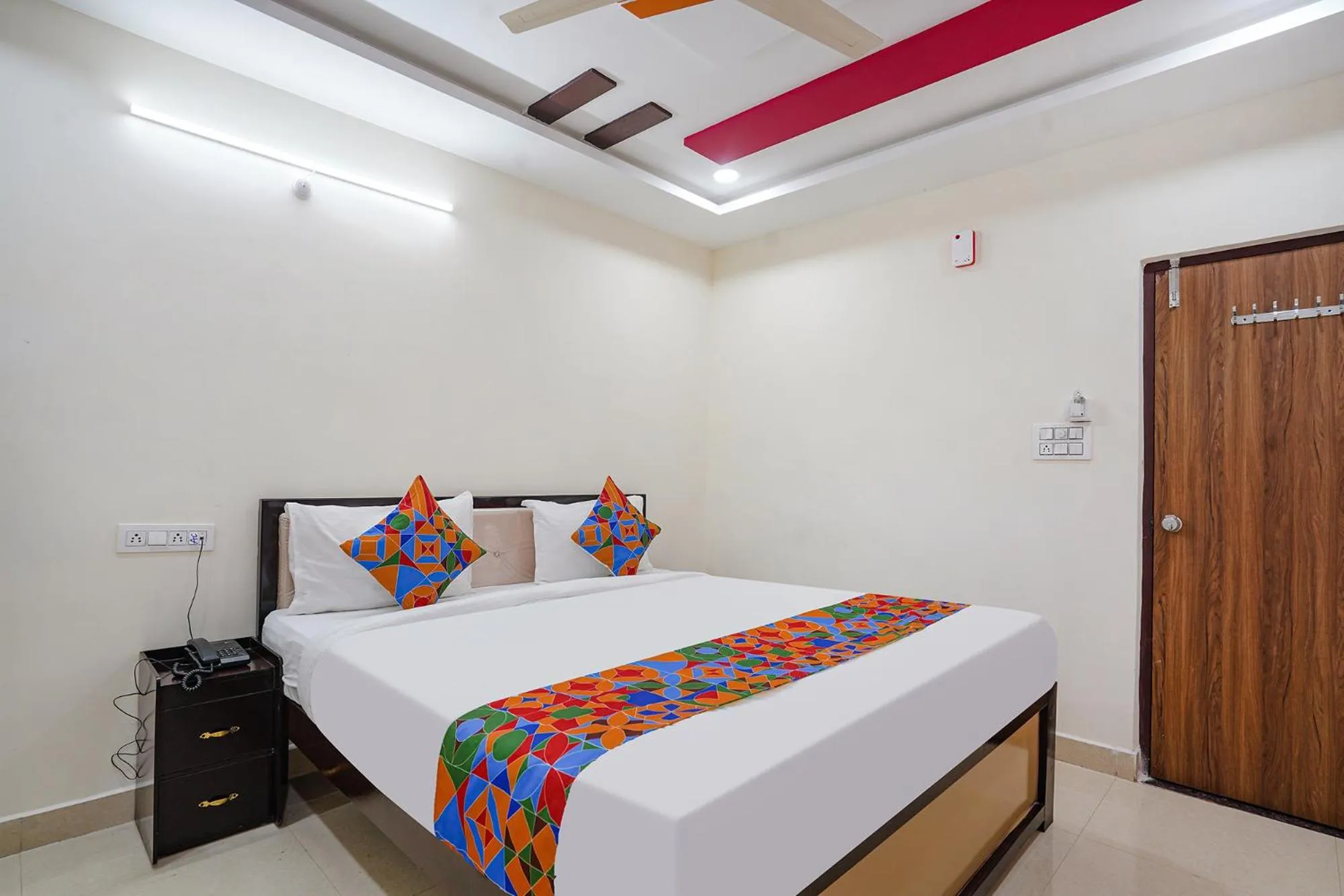 Bed in FabHotel Sri Karthikeya Grand - Nr Nexus Mall, Kukatpally