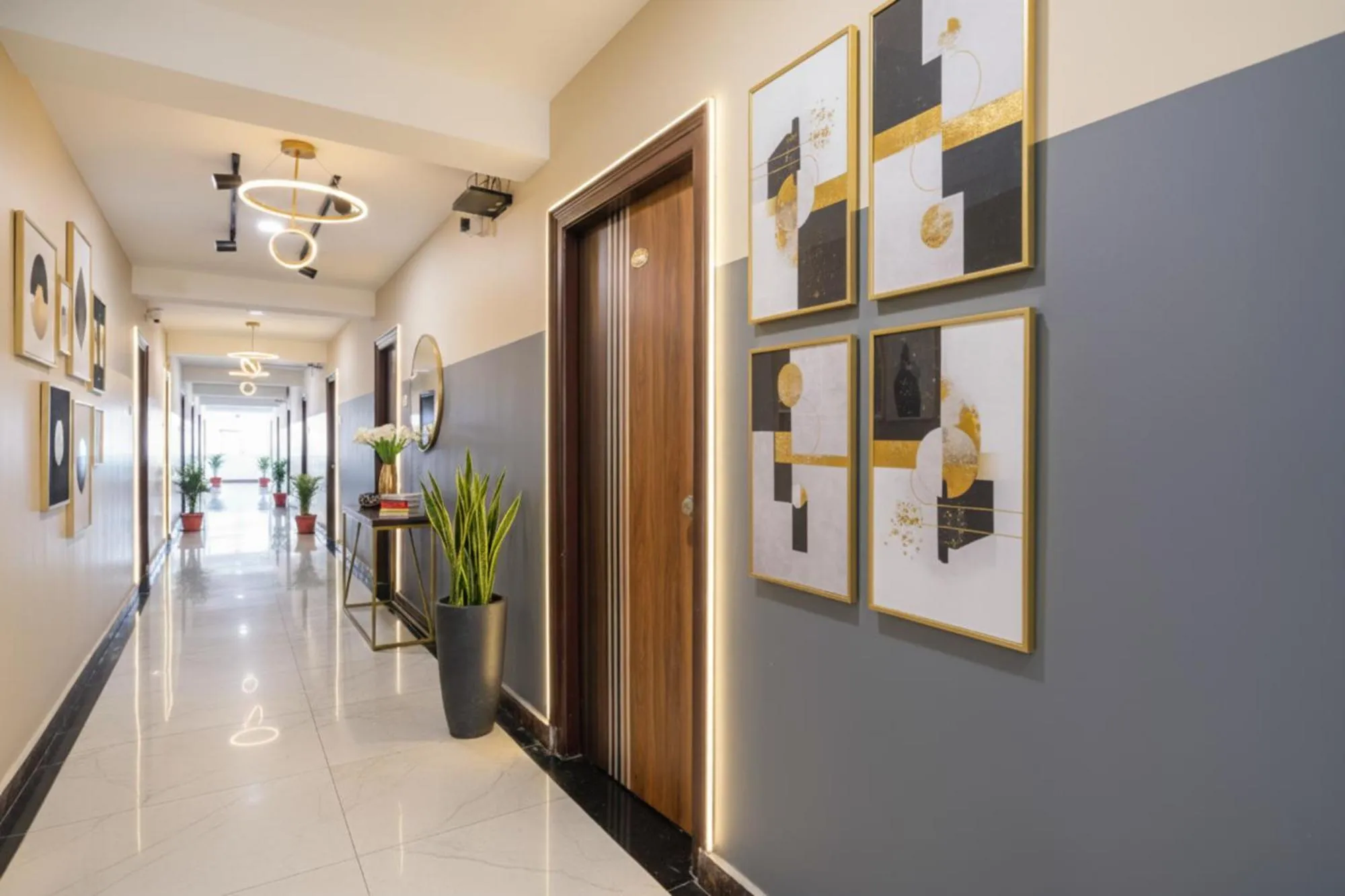 Lobby or reception in FabHotel Sri Karthikeya Grand - Nr Nexus Mall, Kukatpally