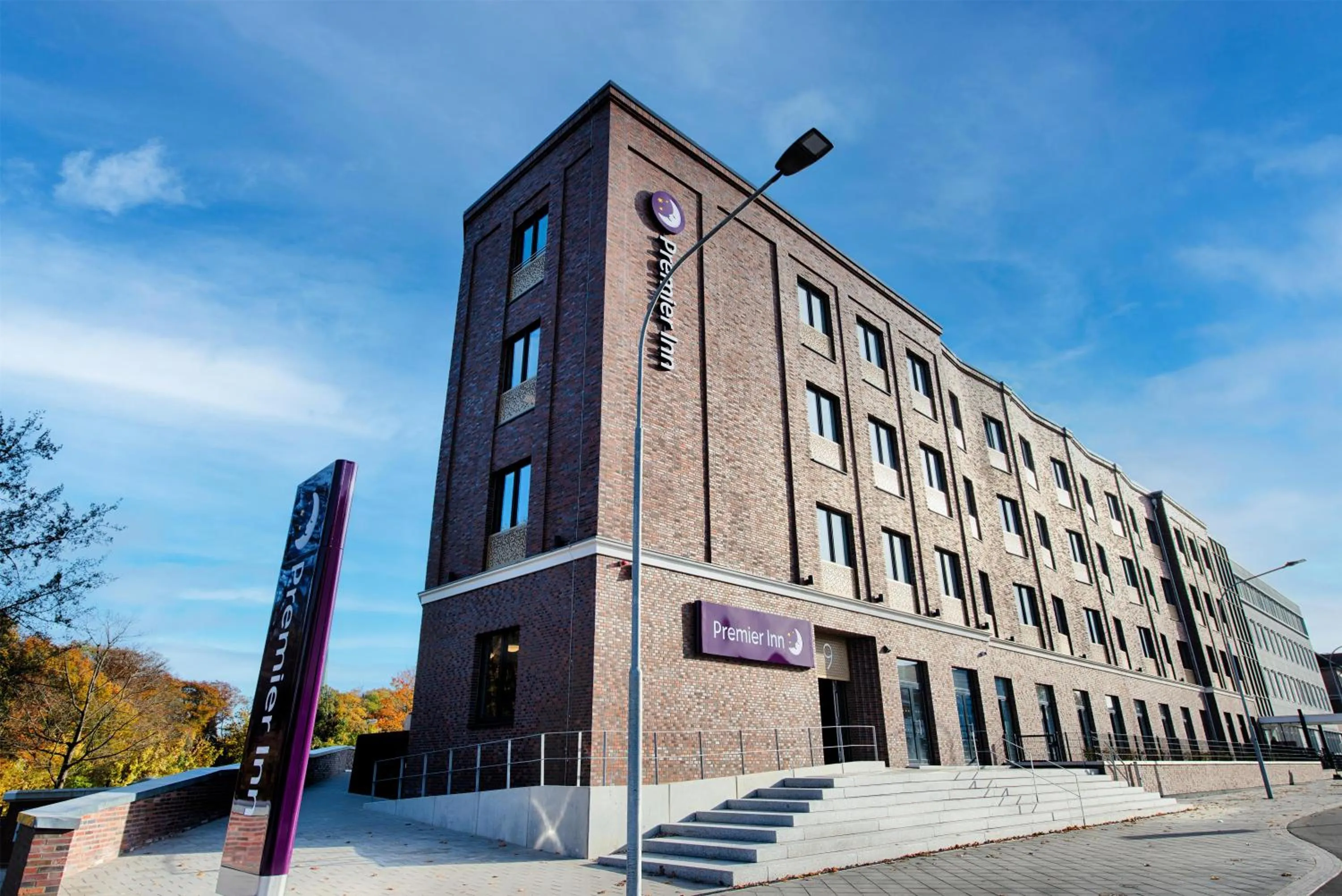 Property building in Premier Inn Lübeck City Stadtgraben