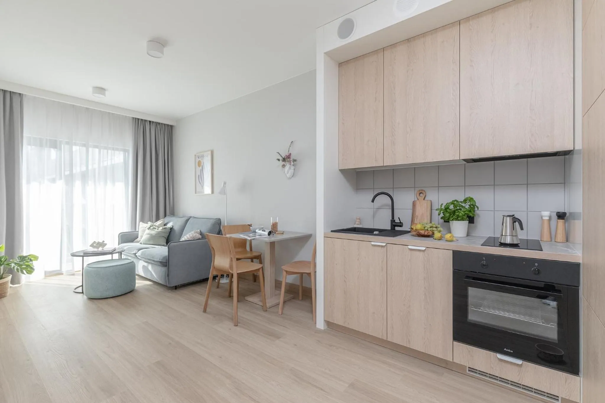 Kitchen or kitchenette in Noli Mokotow