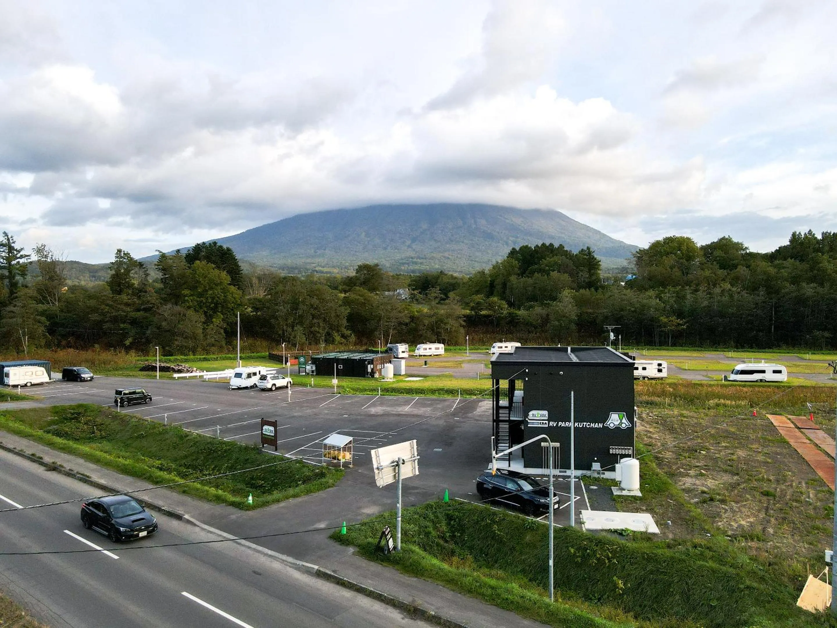 Property building in Niseko Hirafu Ski Resort Condo