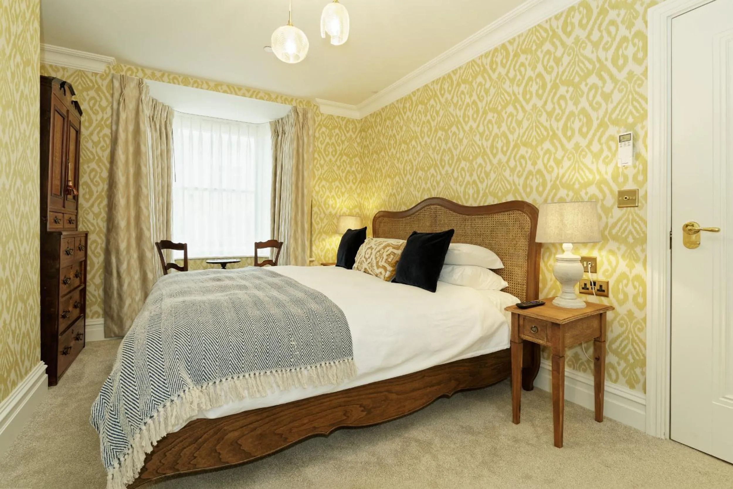 Bed in Old Town House, Margate