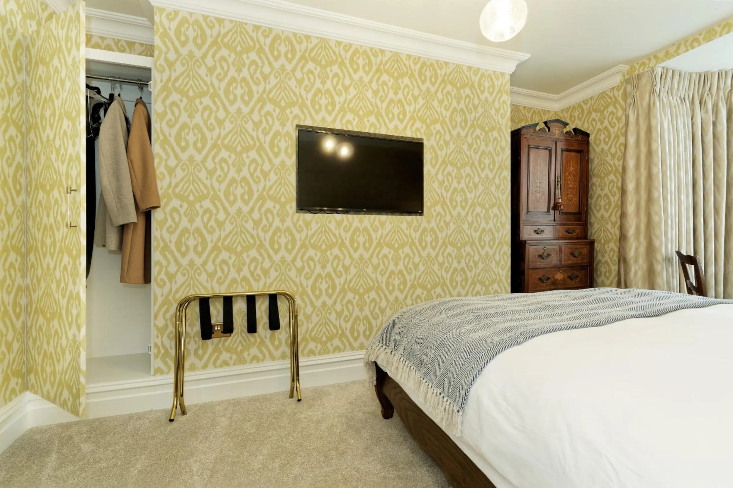 Bed in Old Town House, Margate