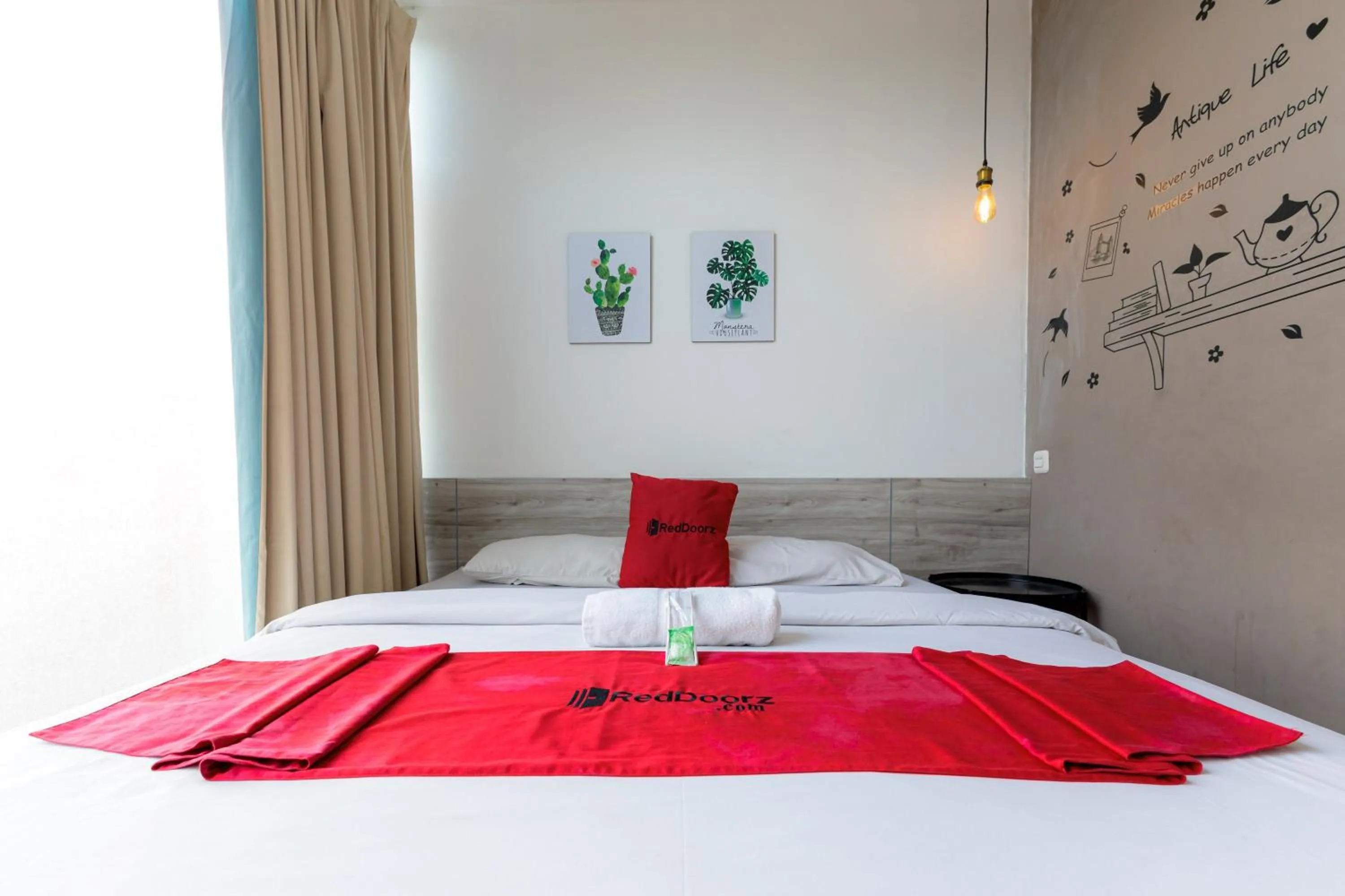 Bed in RedDoorz near Mangga Dua Mall