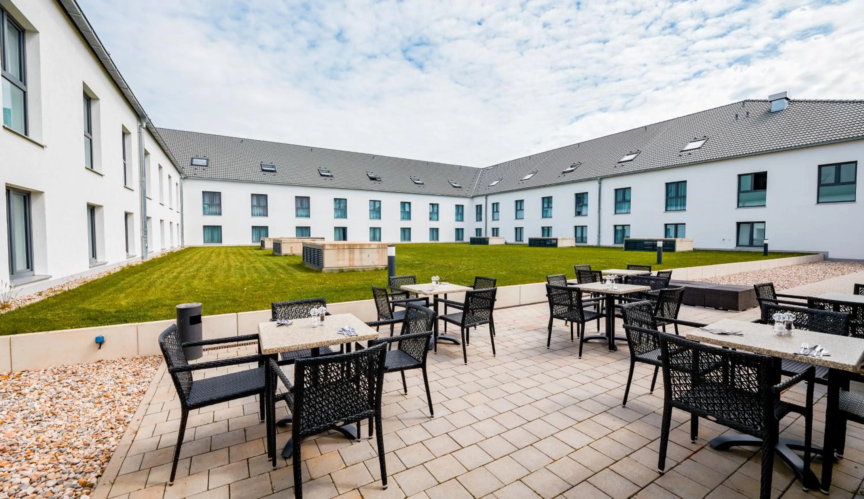 Property building in Premier Inn München Airport Süd