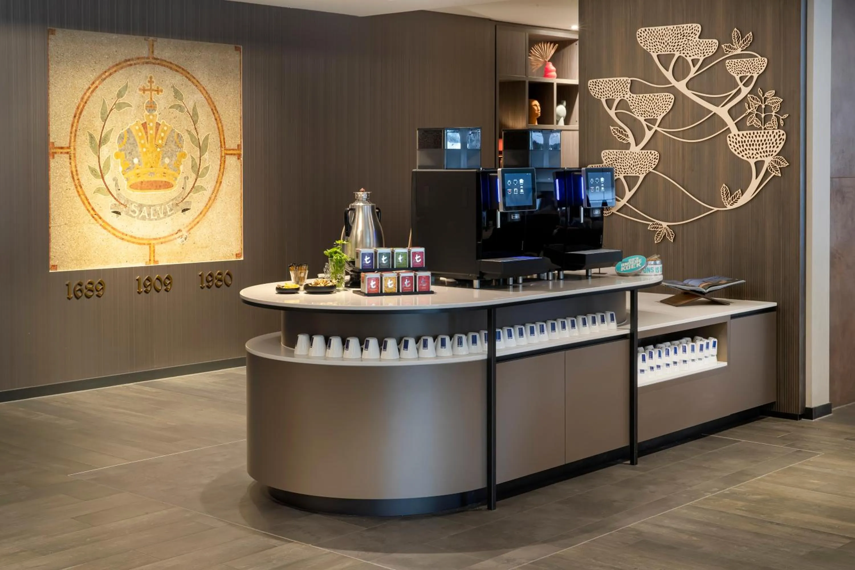 Coffee/tea facilities in Bilderberg Hotel De Keizerskroon