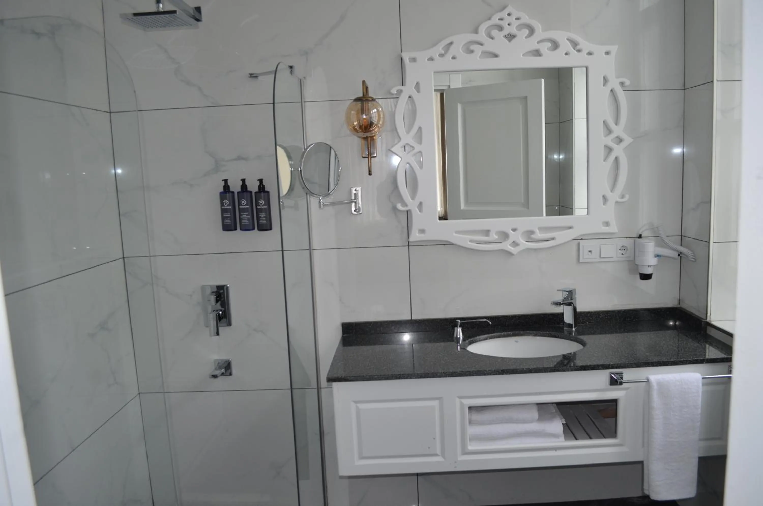 Shower in Qrista Managed by Dedeman