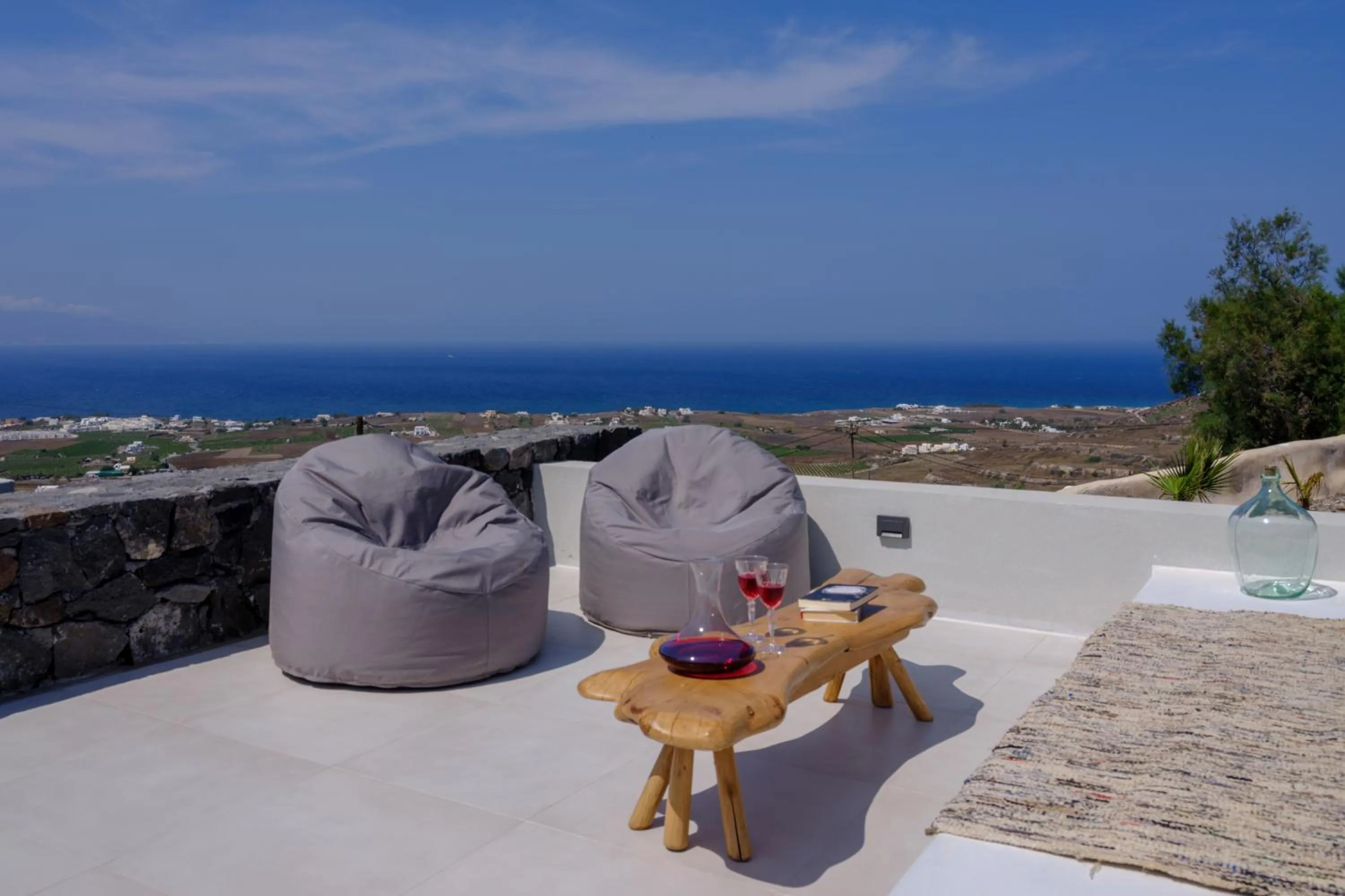 Balcony/Terrace in Ryolithos Suites
