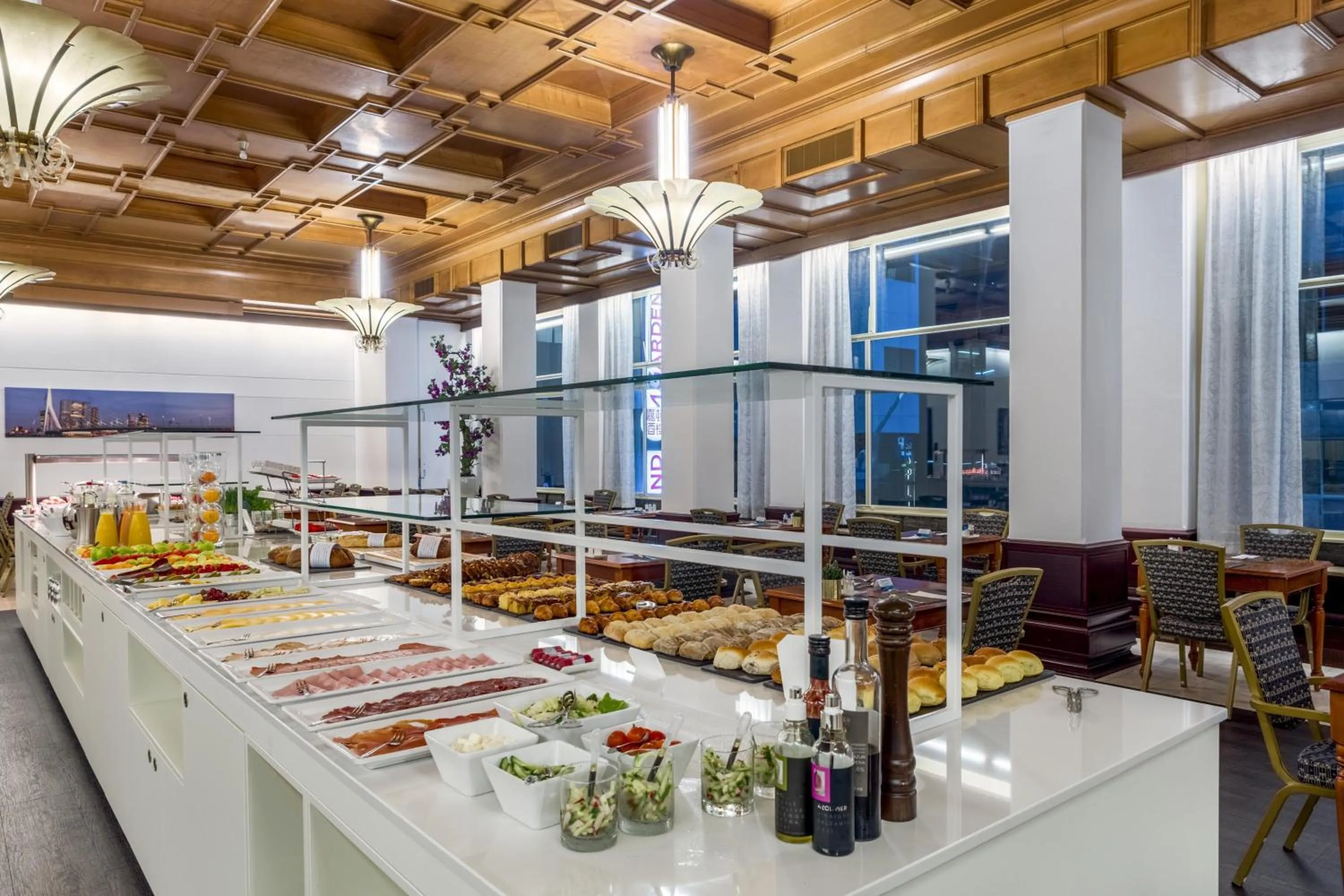 Breakfast in NH Atlanta Rotterdam Hotel