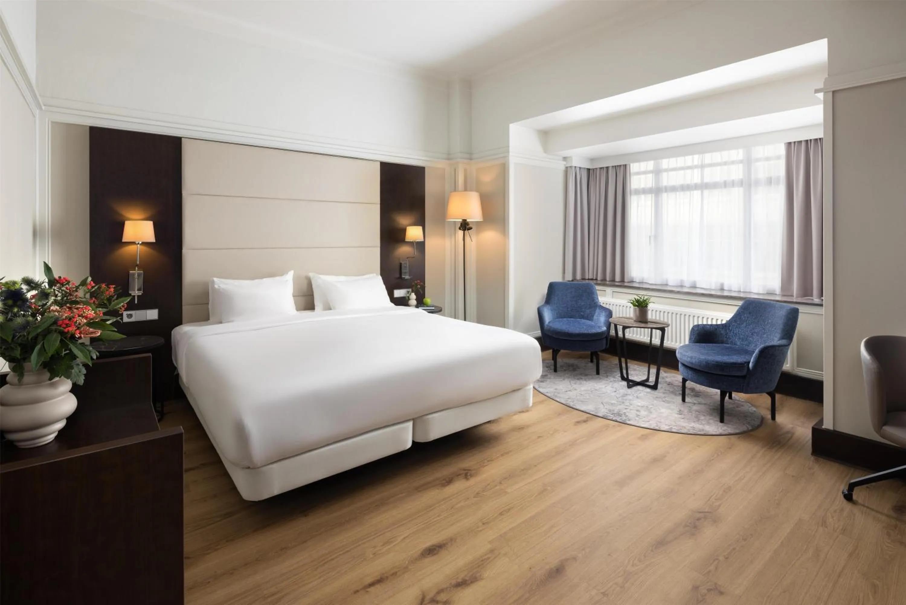 Superior Twin Room in NH Atlanta Rotterdam Hotel