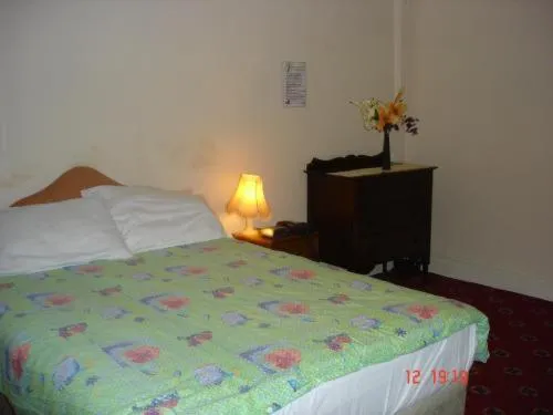 Bed in Victoria Park Hotel